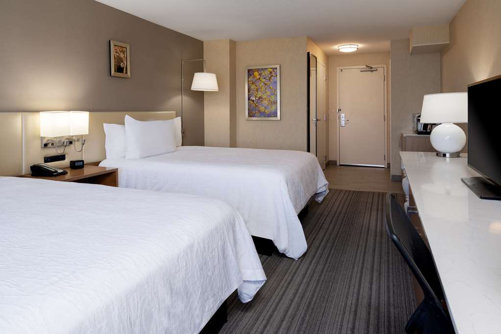 Hilton Garden Inn Roseville Image