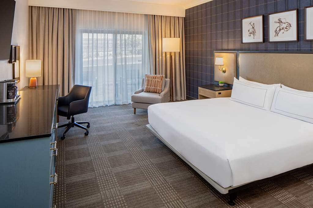 Hilton San Antonio Hill Country Image