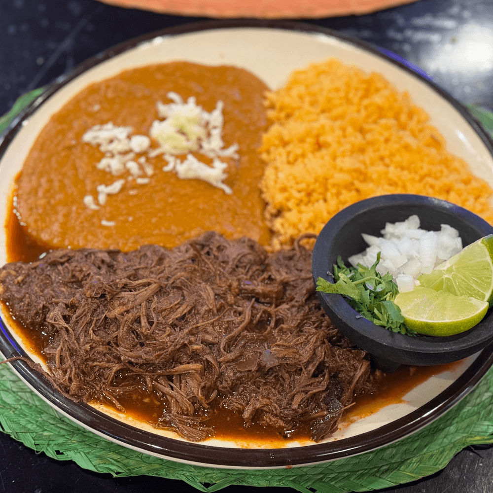 Birria de Res en Platillo
