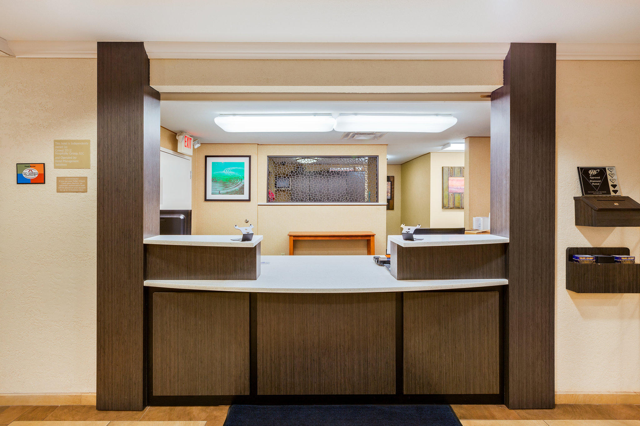 Candlewood Suites Medford Photo