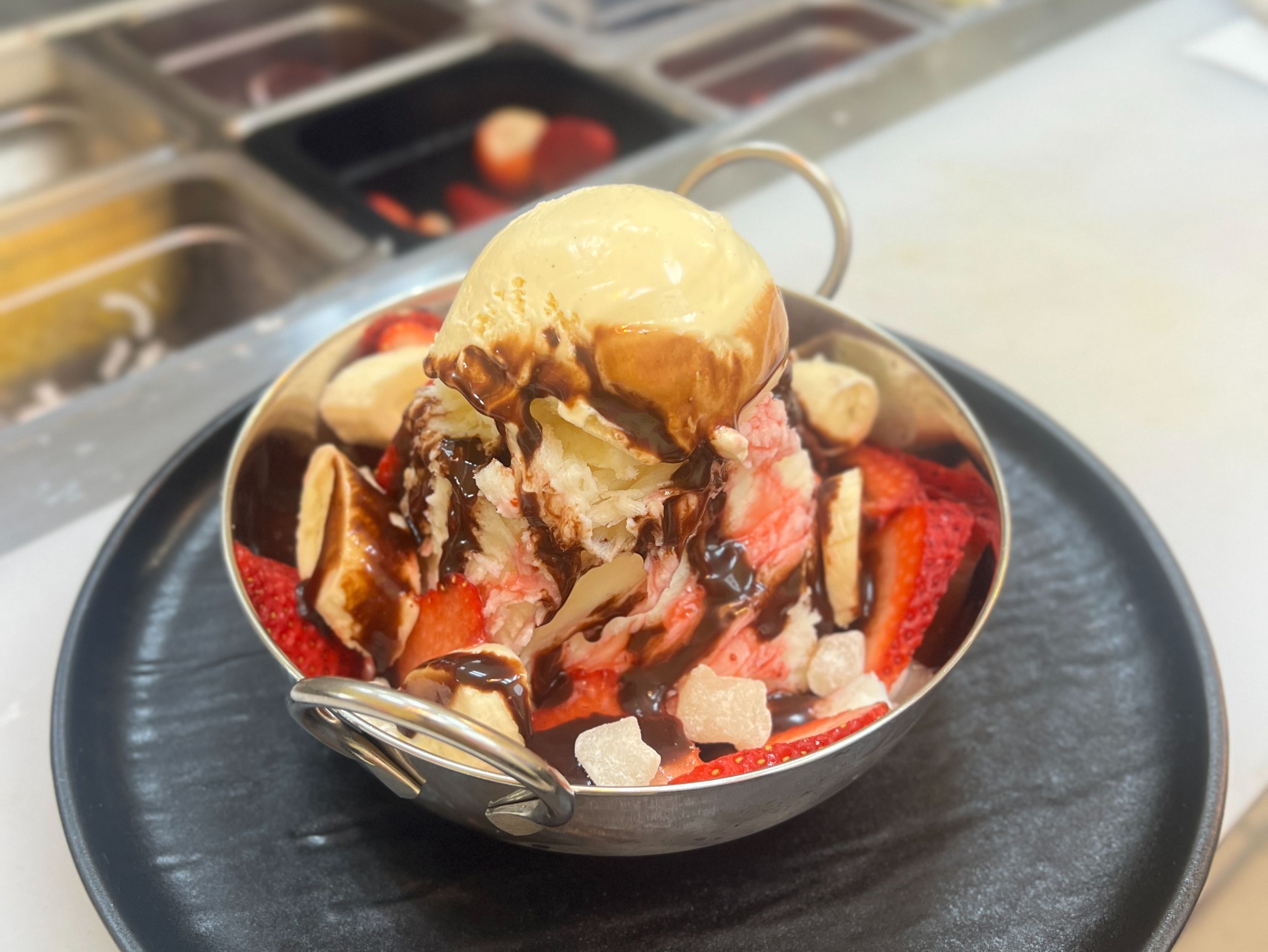 Strawberry Banana Brownie Bingsu