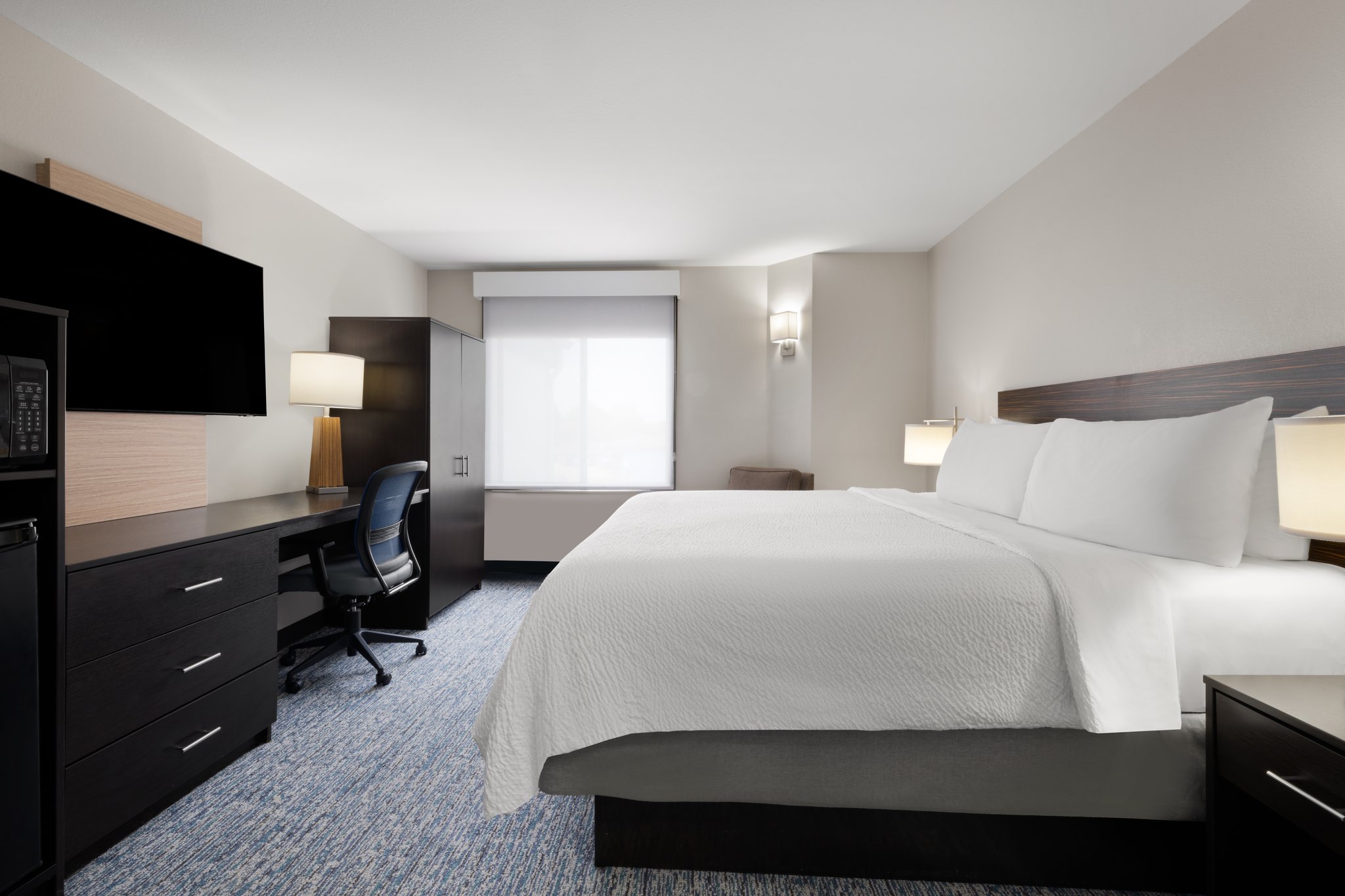 Garner Hotel Topeka West by IHG Image