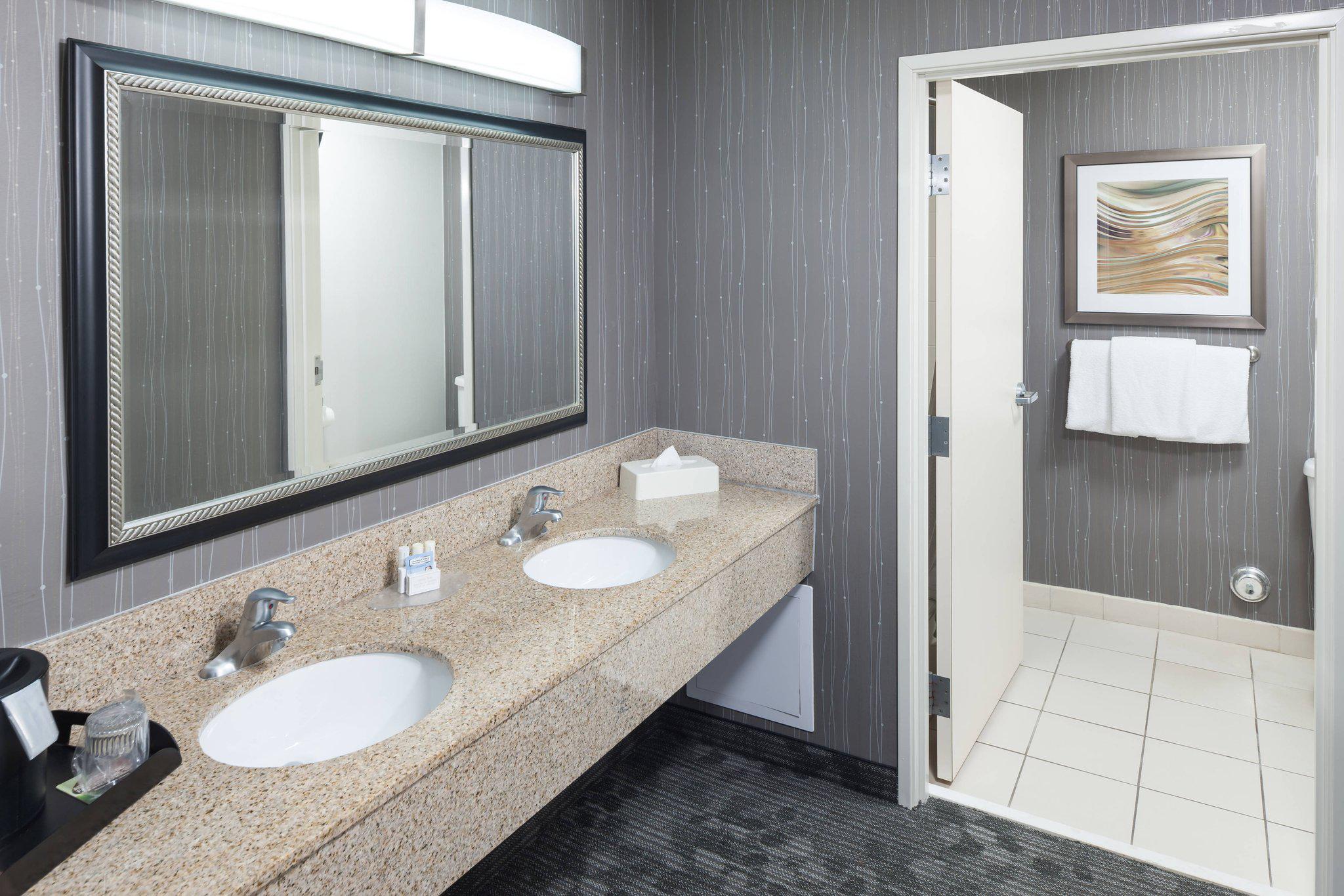 Courtyard by Marriott Birmingham Trussville Photo