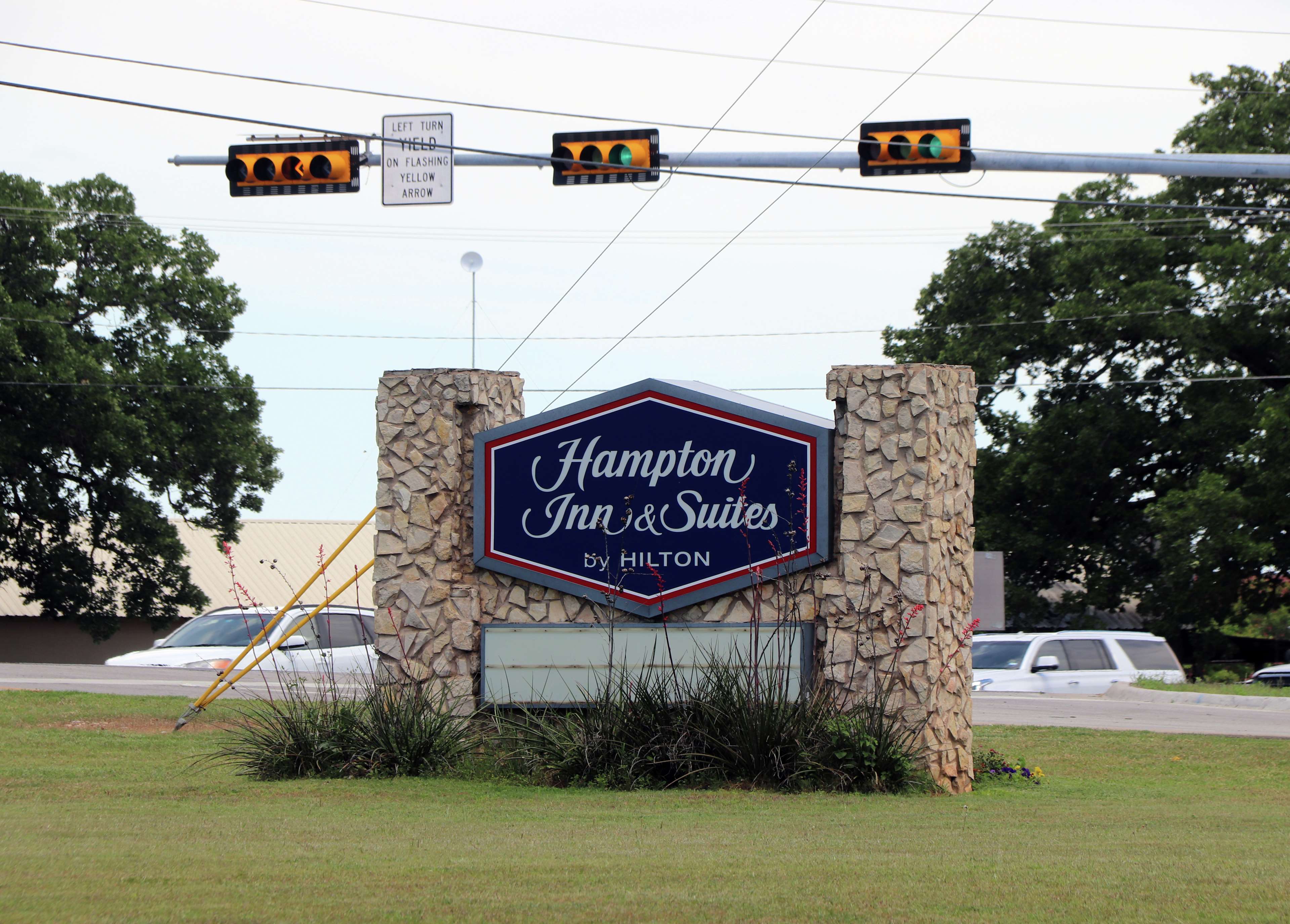 Hampton Inn & Suites Stephenville Photo