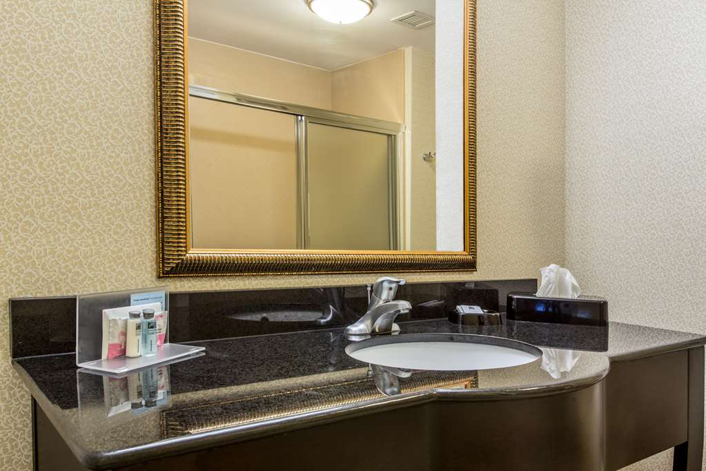 Hampton Inn Clearfield Image