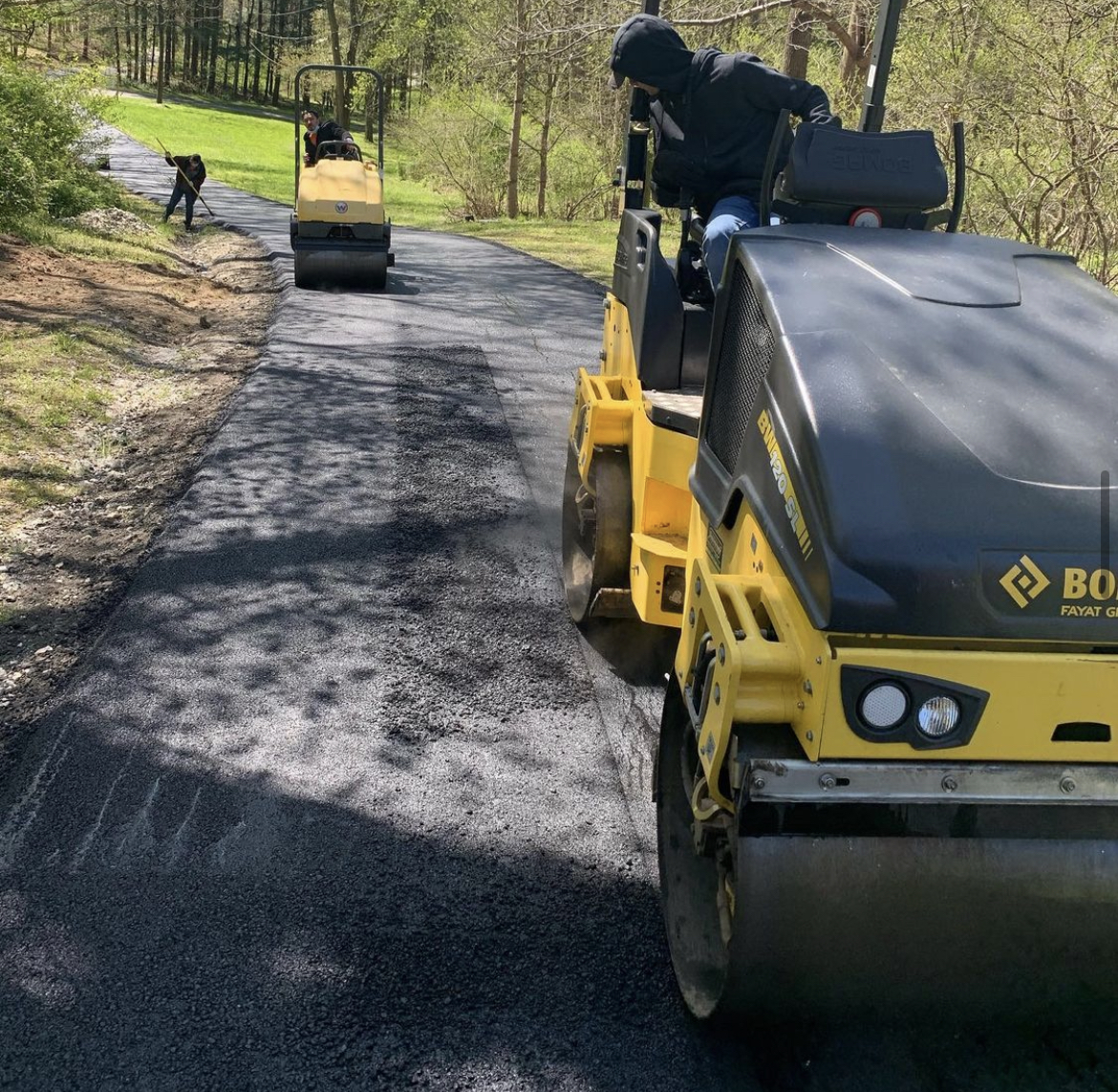 Suncoast Surfaces Roofing and Paving Image