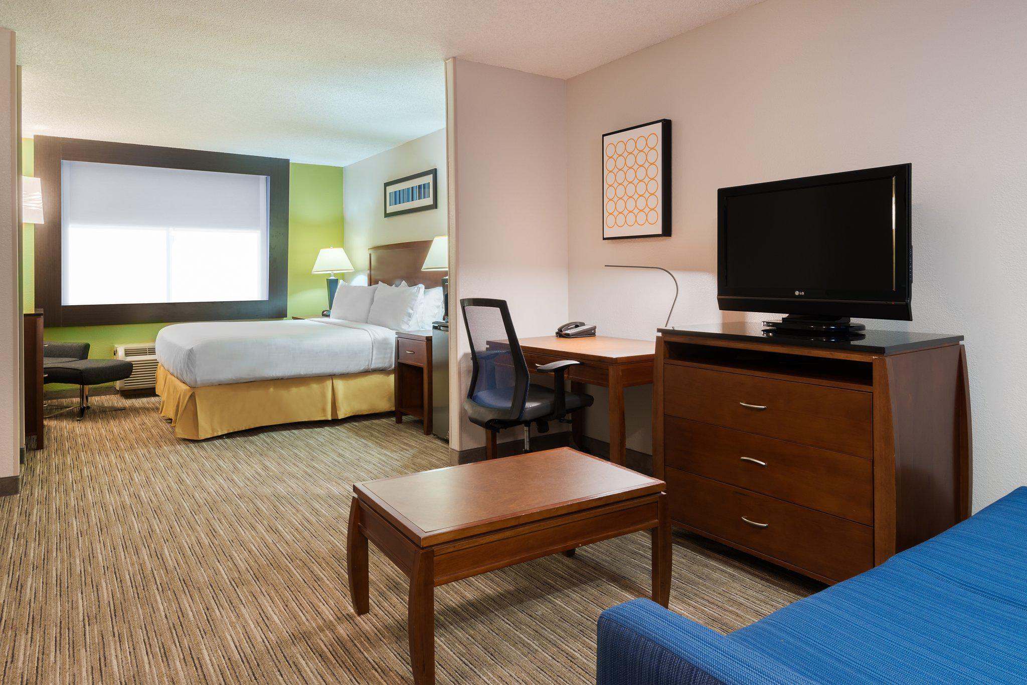 Holiday Inn Express Miami Airport Doral Area Photo