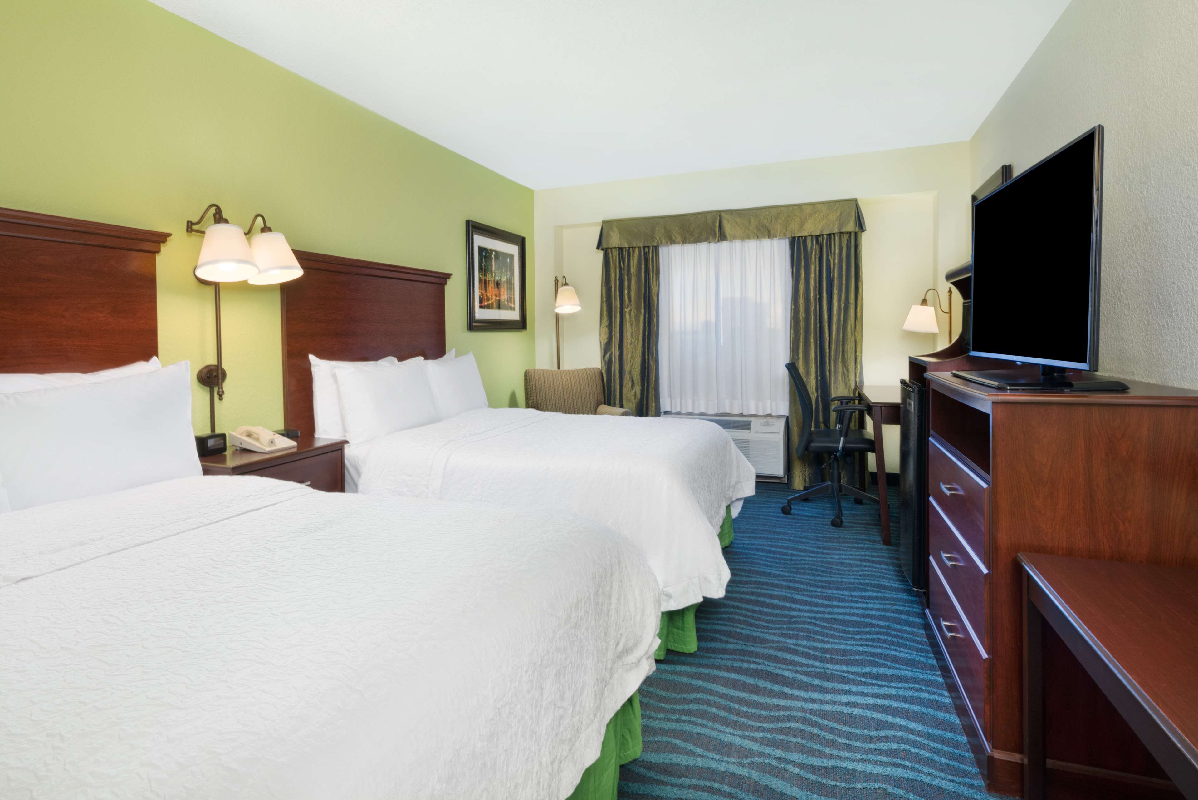 Hampton Inn Atlanta-Perimeter Center Photo