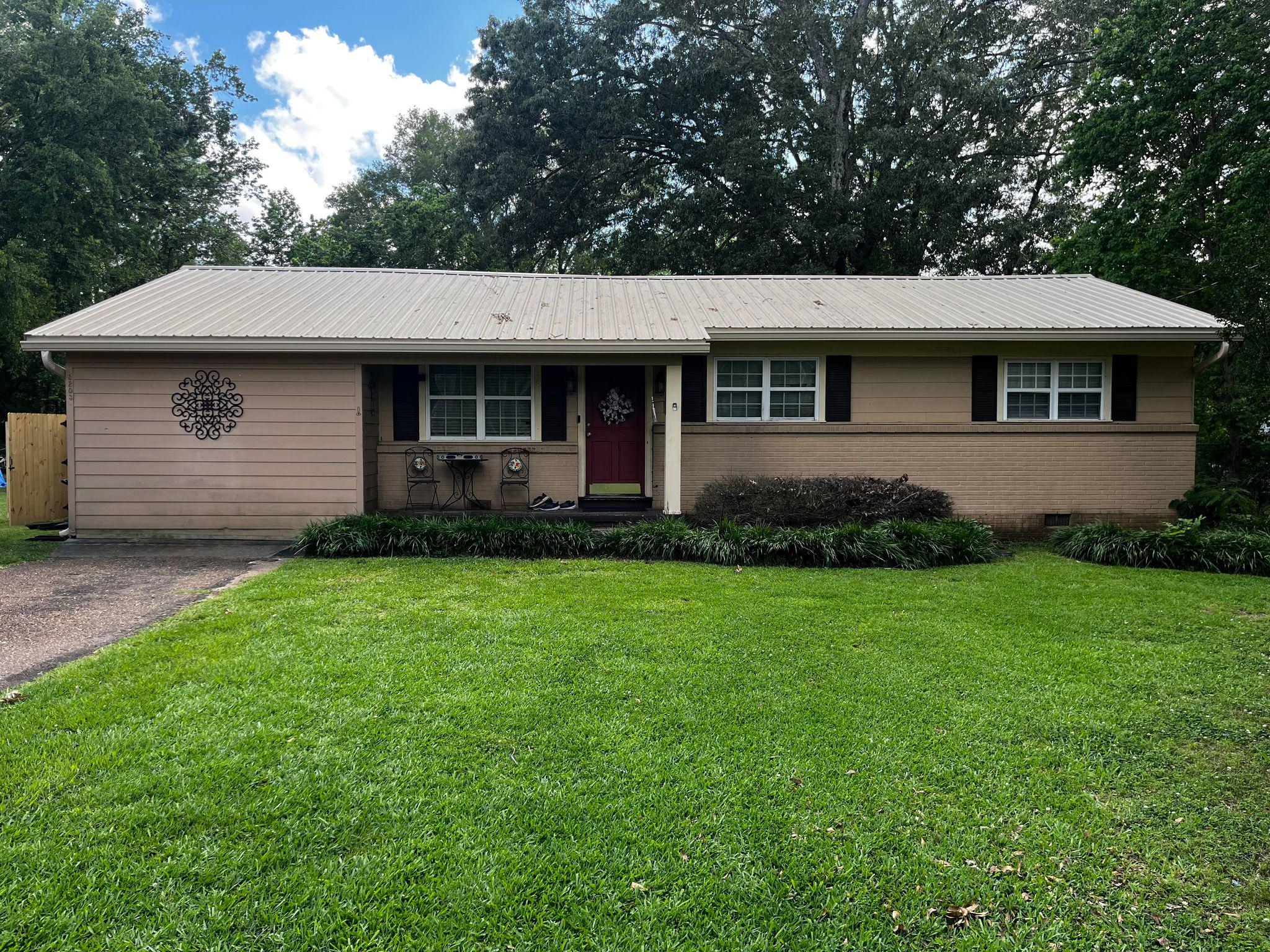 Southern Gutters LLC Image