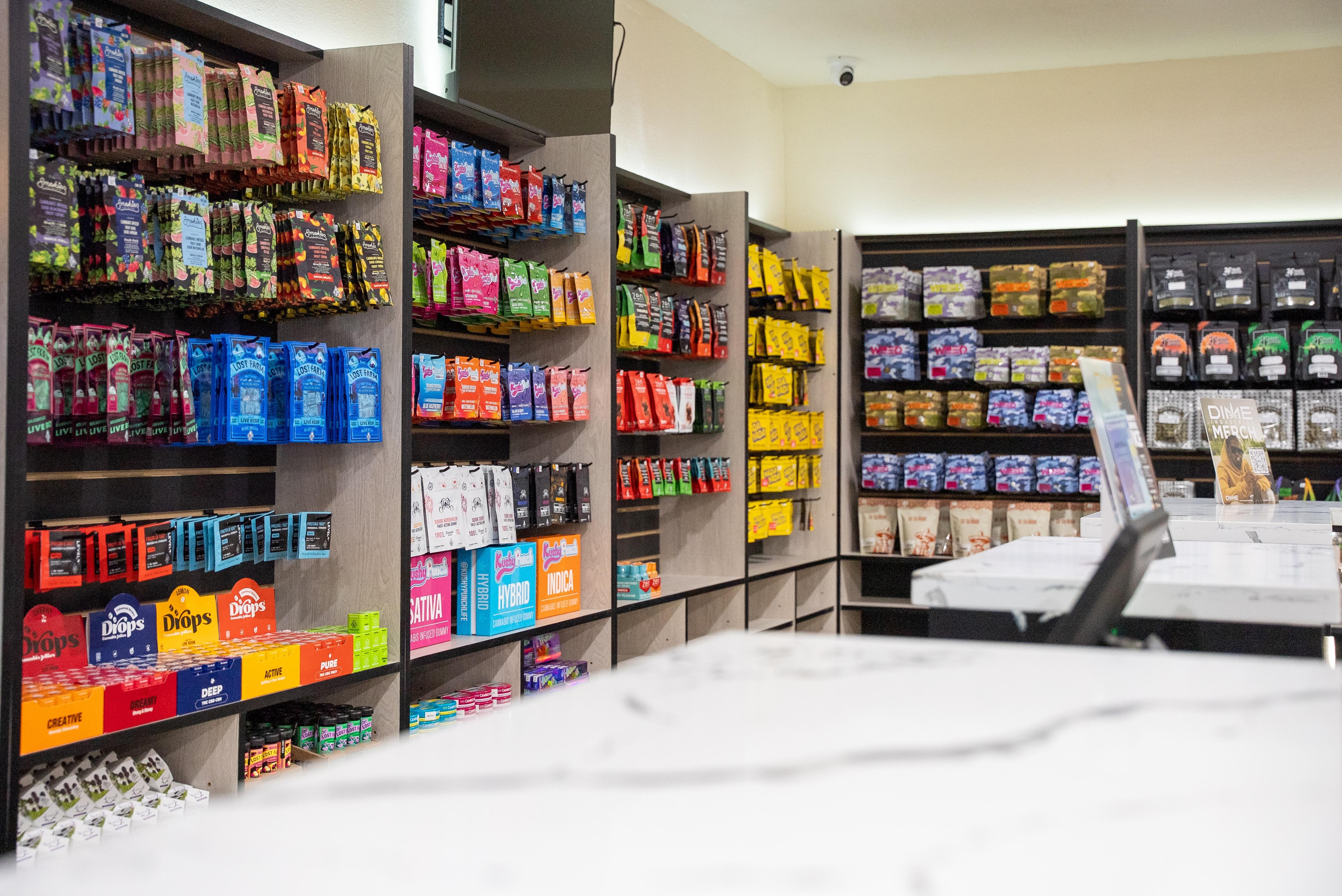 Goldn Bloom Hemet Image