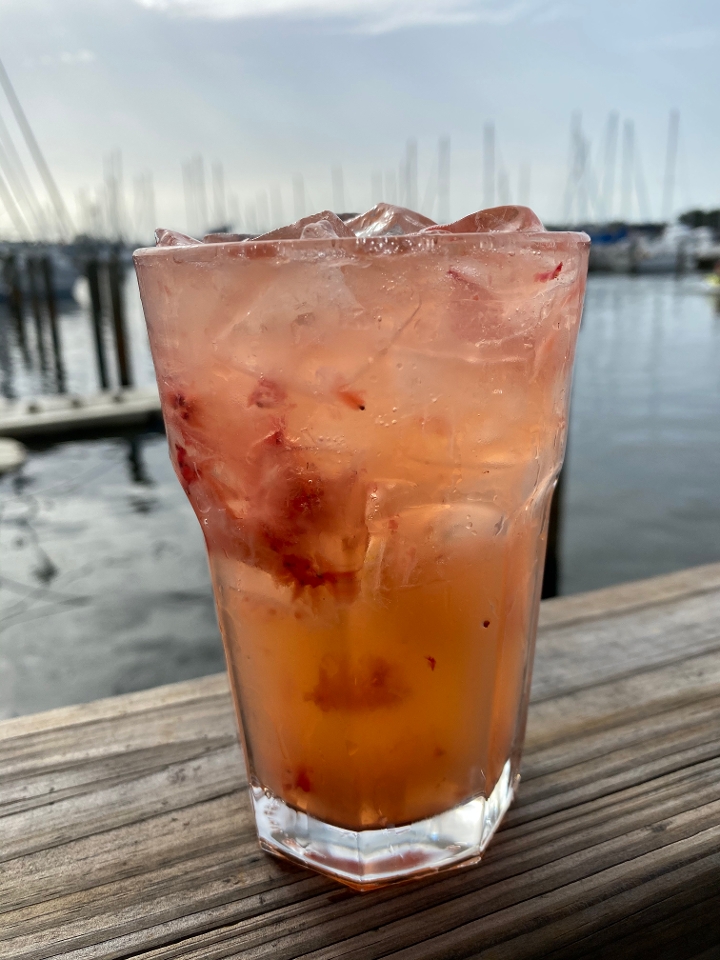 STRAWBERRY LEMONADE