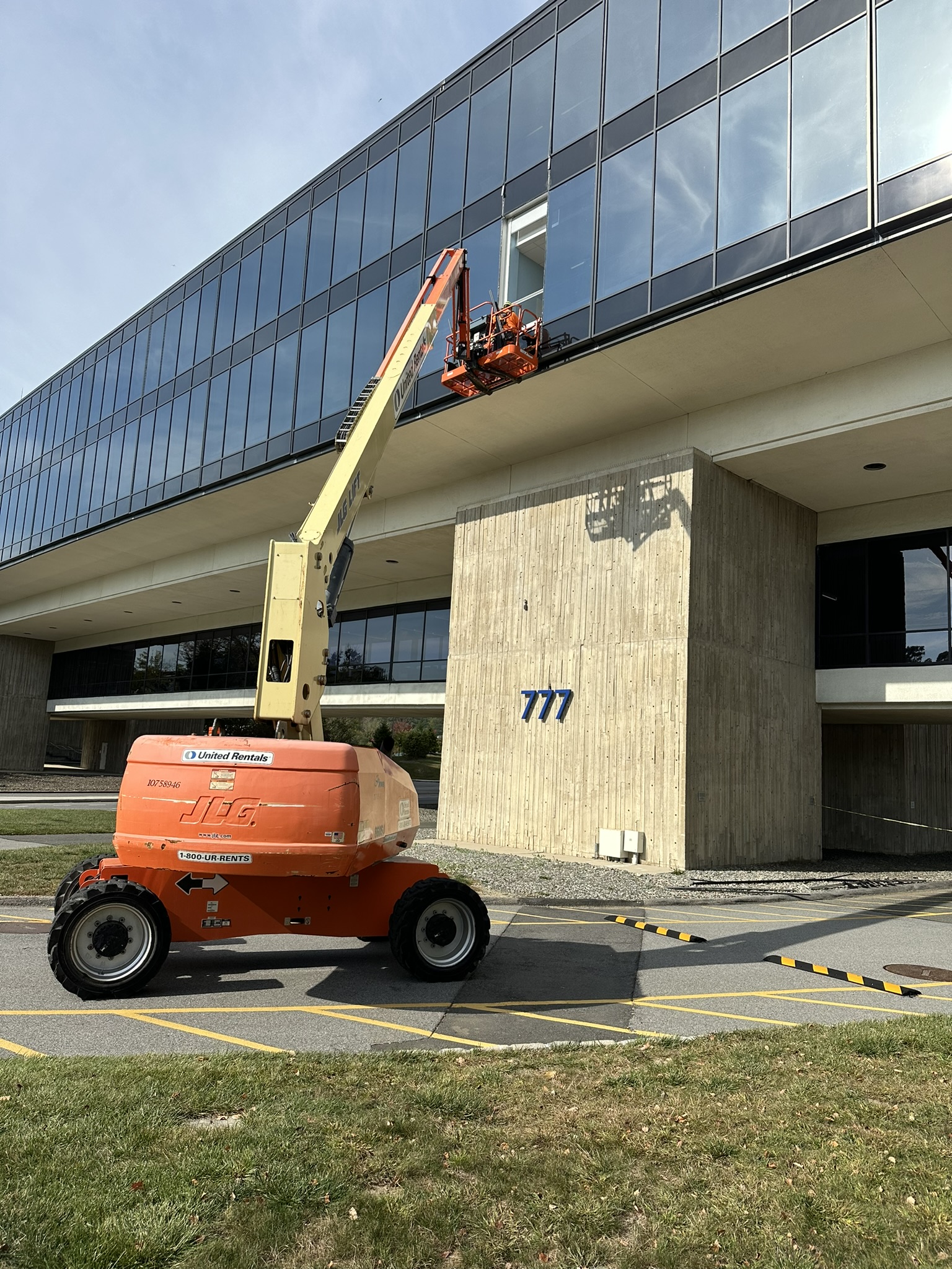 Reliable Glass & Door Corp Image