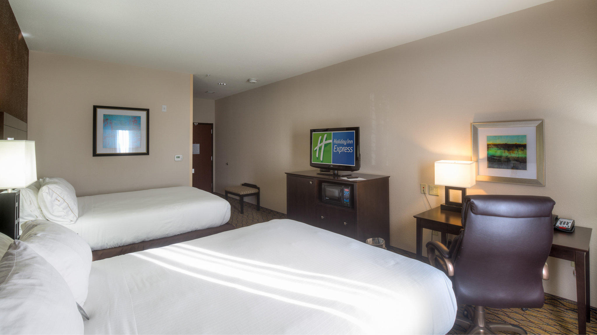 Holiday Inn Express & Suites Elk City Photo