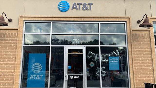 AT&T Store Photo