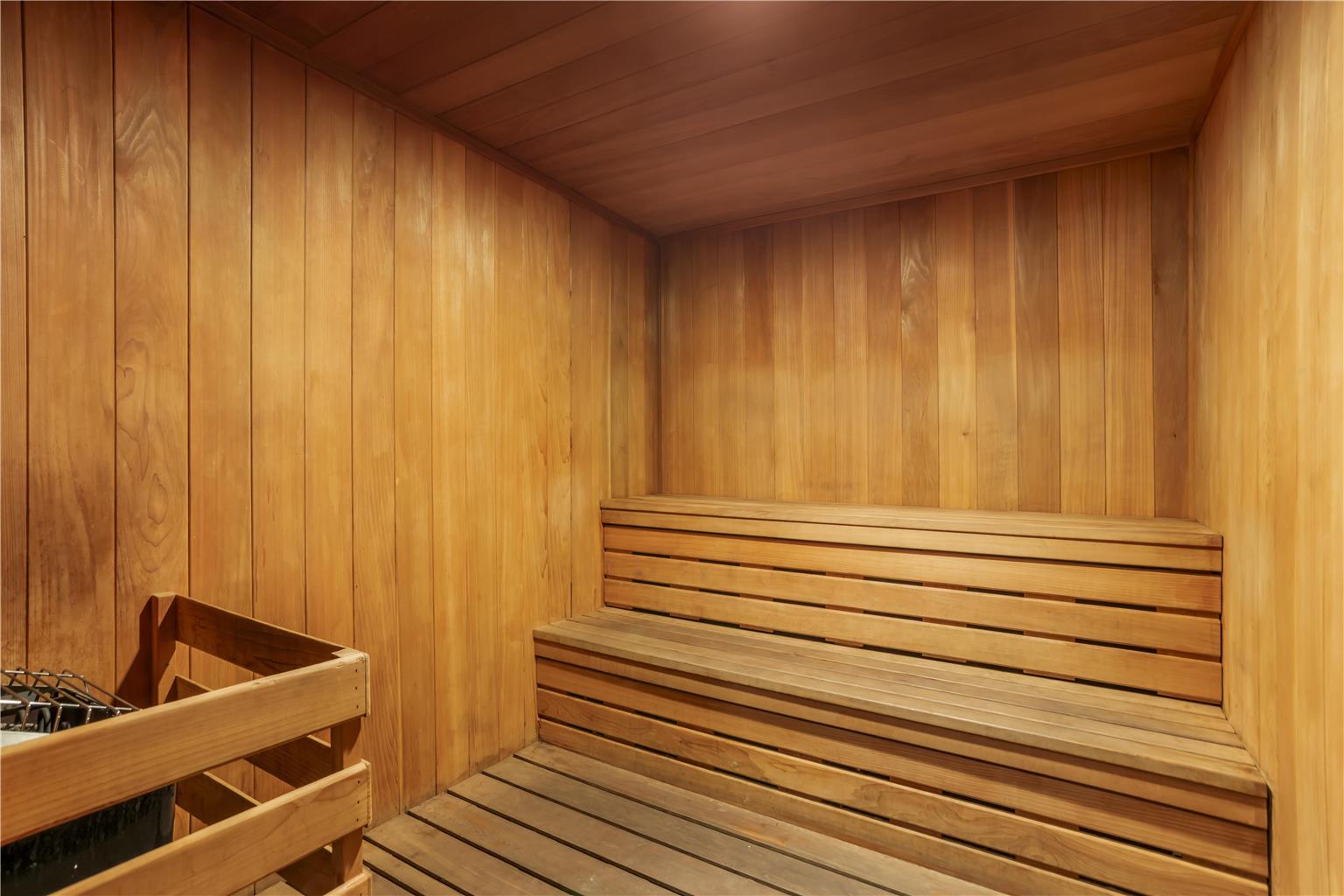 Best Western Plus Brookside Inn Image