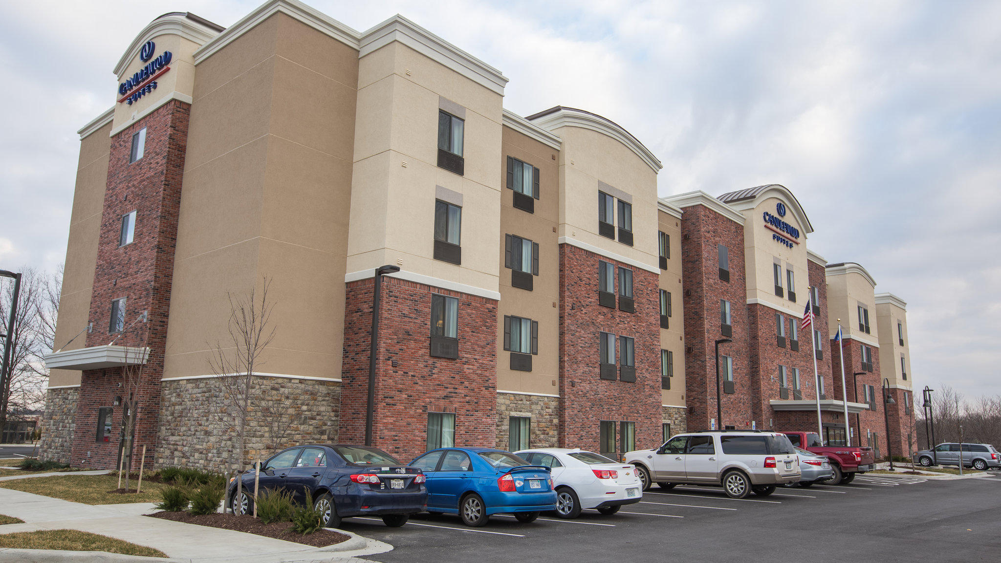 Candlewood Suites Overland Park - W 135th St. Photo