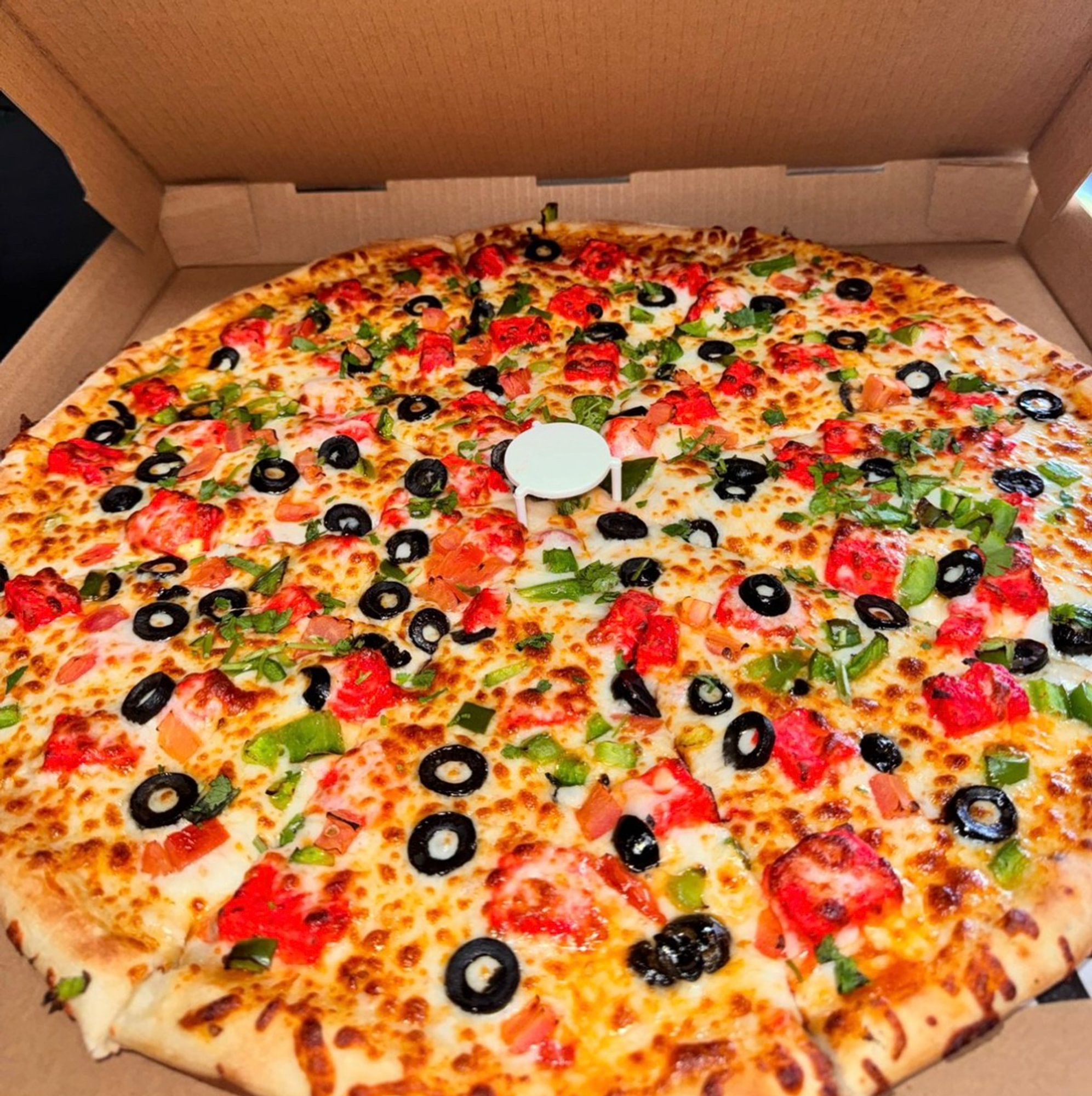 Butter Paneer Pizza