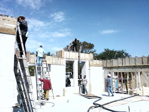 This is a photo of the second floor tie beam being formed and poured on a 6000sf custom home in Davie.  Quality Builders is managing the construction for the homeowner as an Owner-Builder. The Spatz family is managing every day decisions and payment to all quality and licensed subcontractors, while saving themselves the fees of a General Contractor doing the same. 