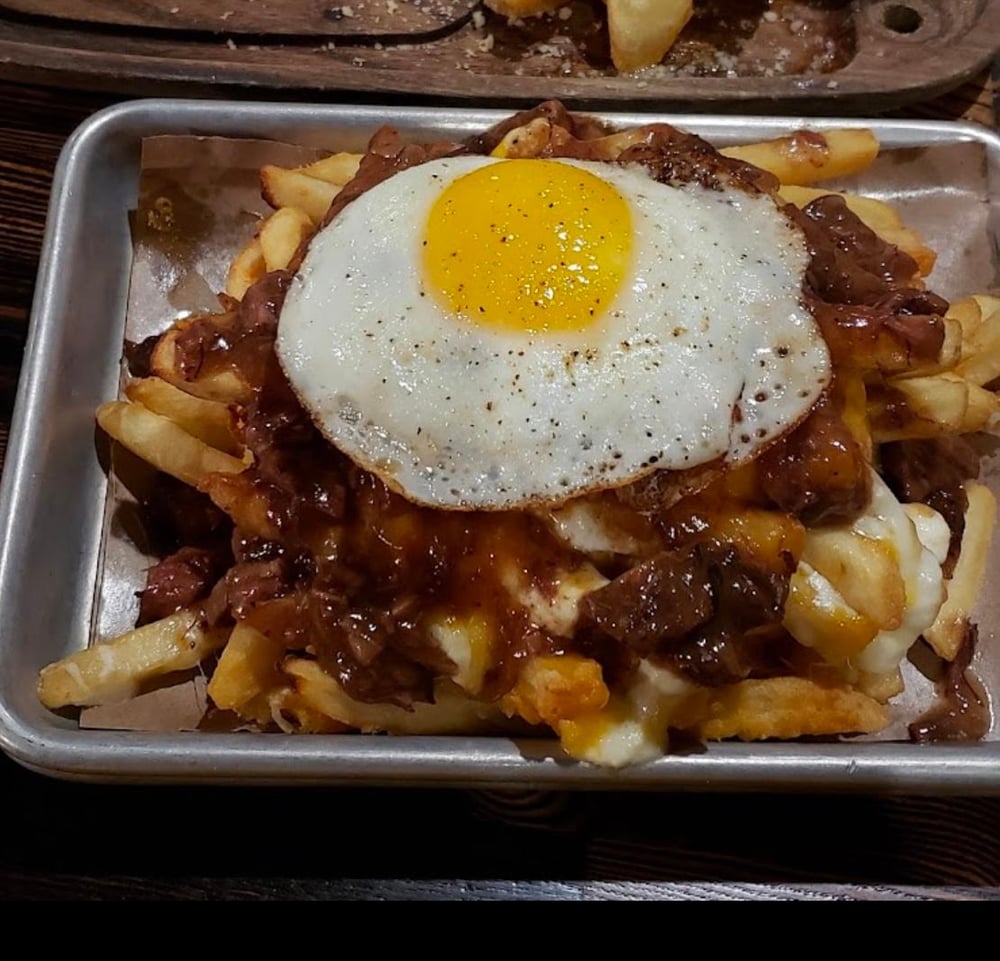 Rib Poutine