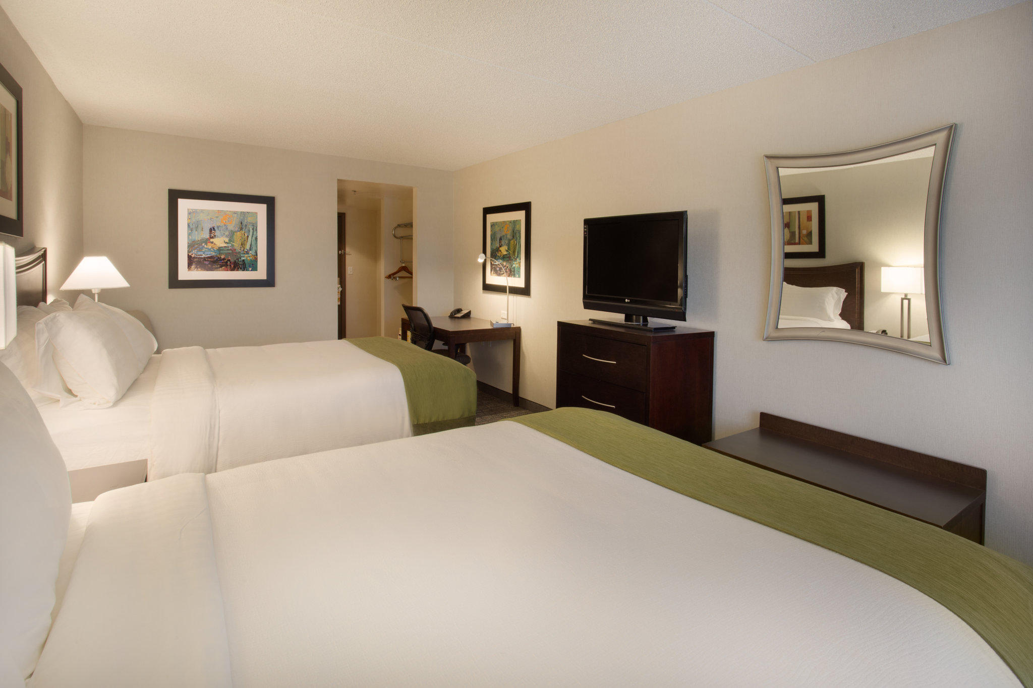 Holiday Inn & Suites Scottsdale North - Airpark Photo