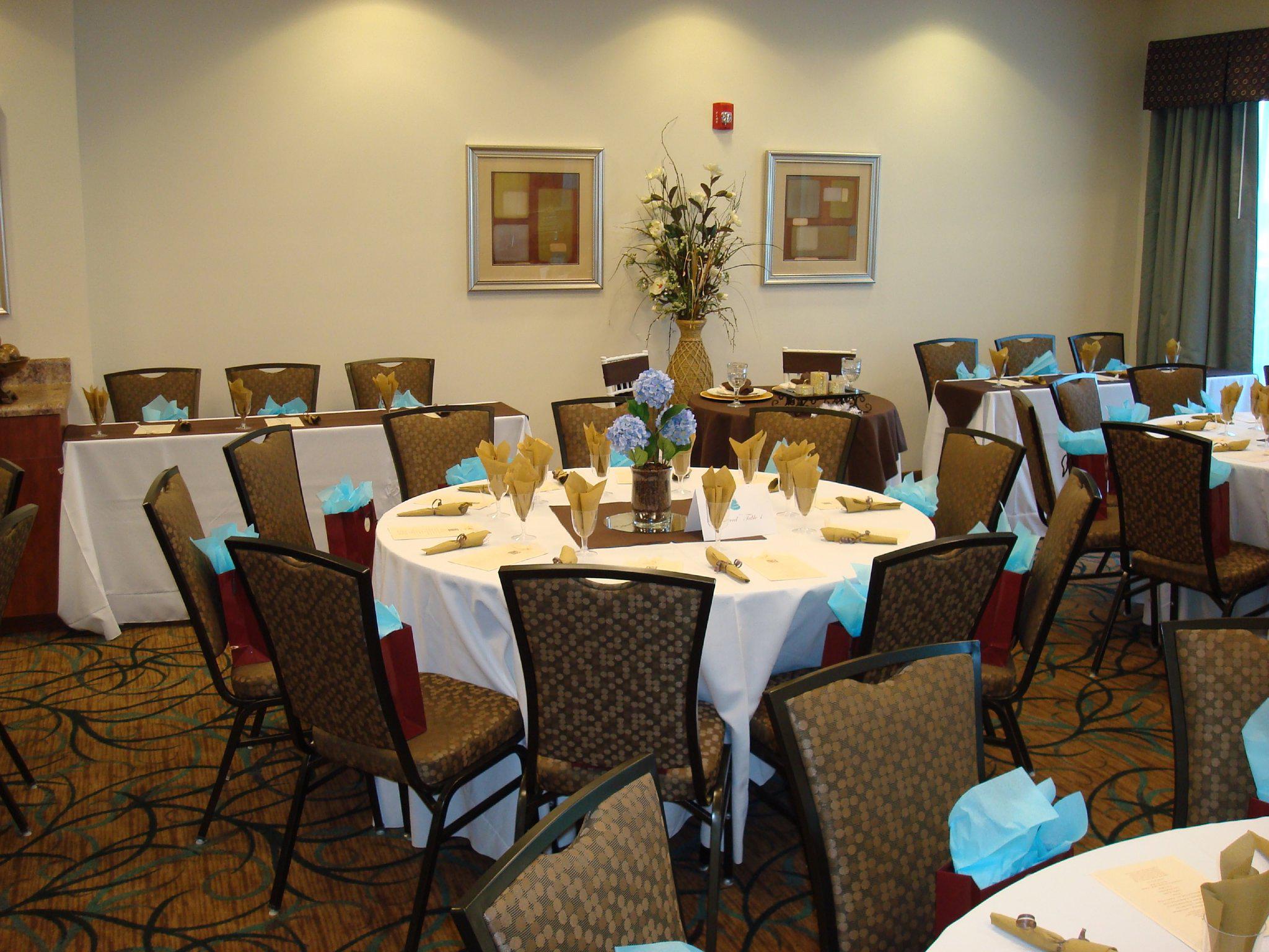 Holiday Inn Express Leland - Wilmington Area Photo