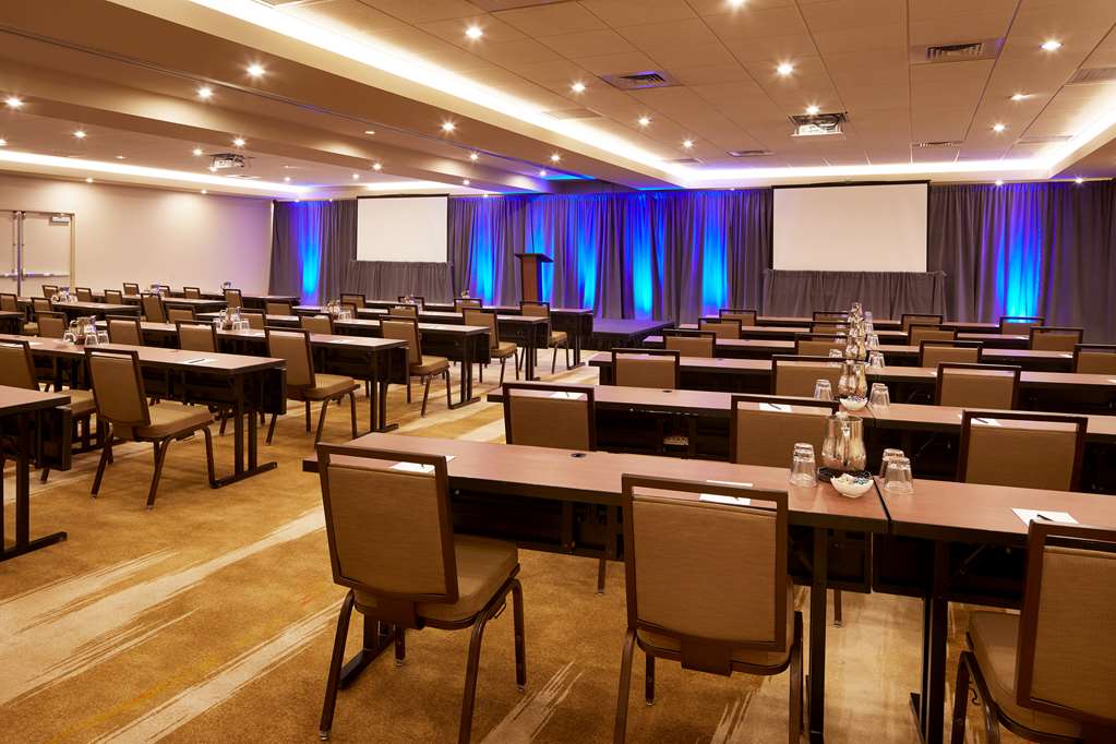 Hilton Denver City Center Image