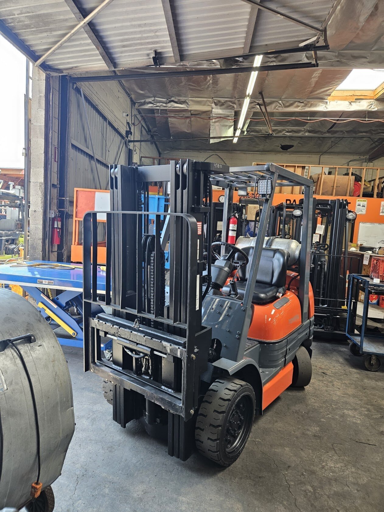 Best Buy Forklift Image