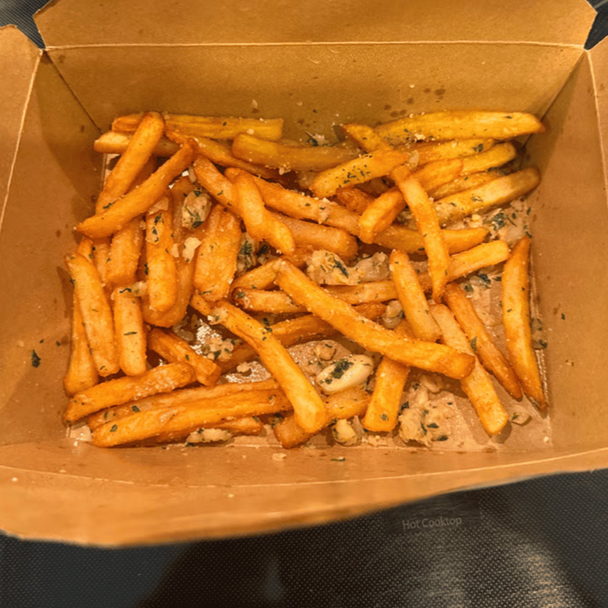 GARLIC TRUFFLE FRIES