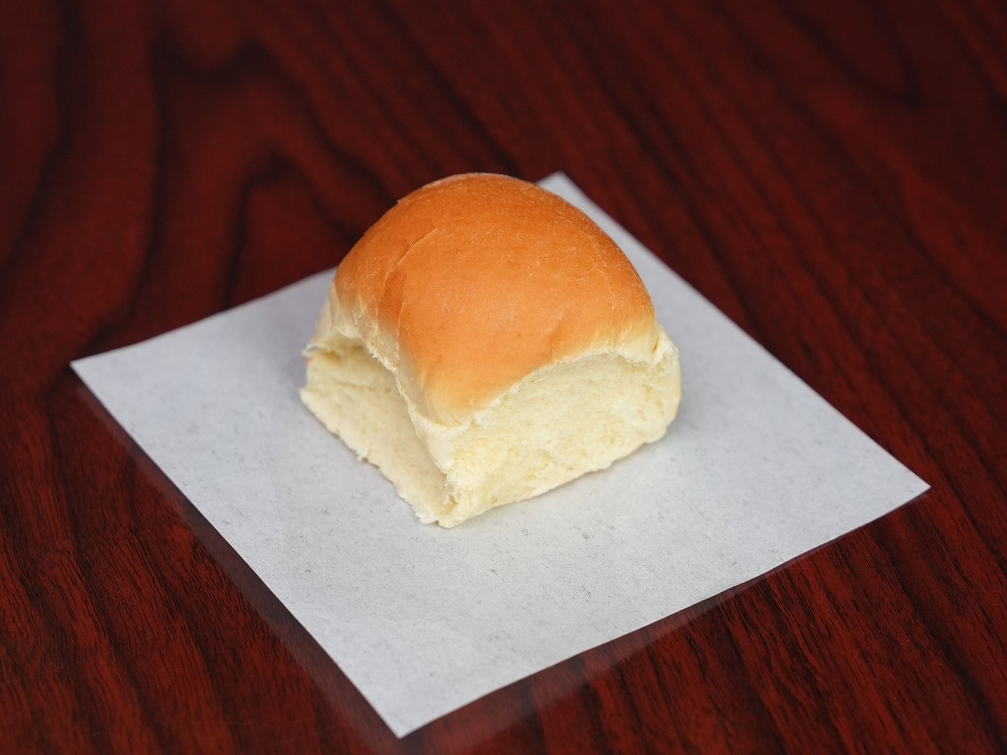 Single Dinner Roll