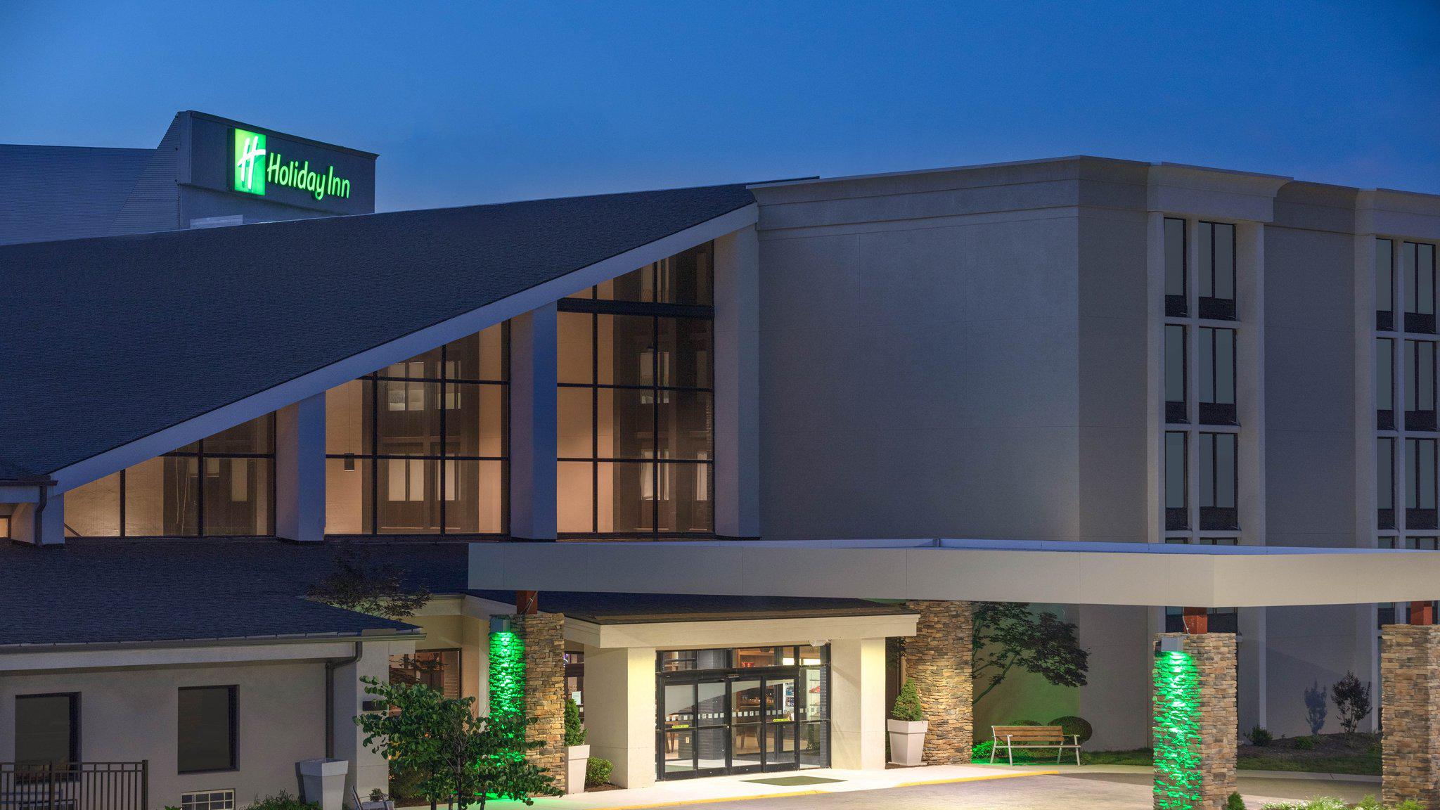 Holiday Inn Roanoke - Valley View Photo
