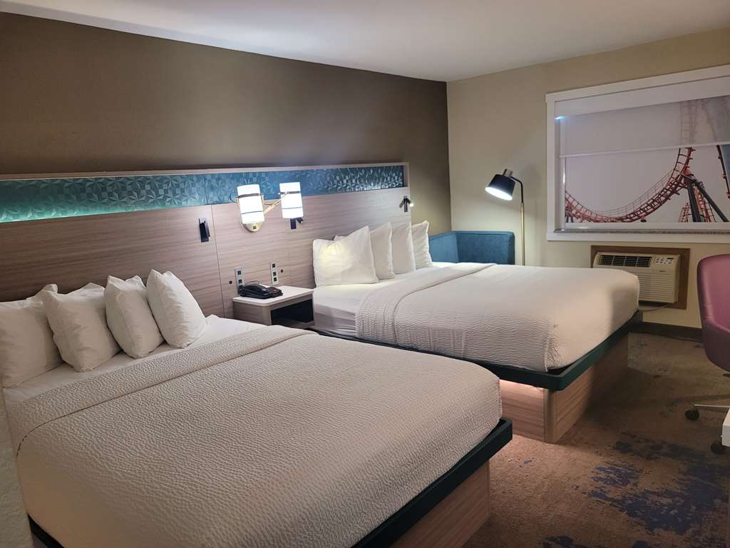 Best Western Plus Altoona Inn Image