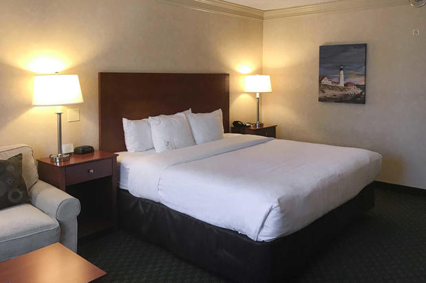 Images Clarion Hotel & Conference Center