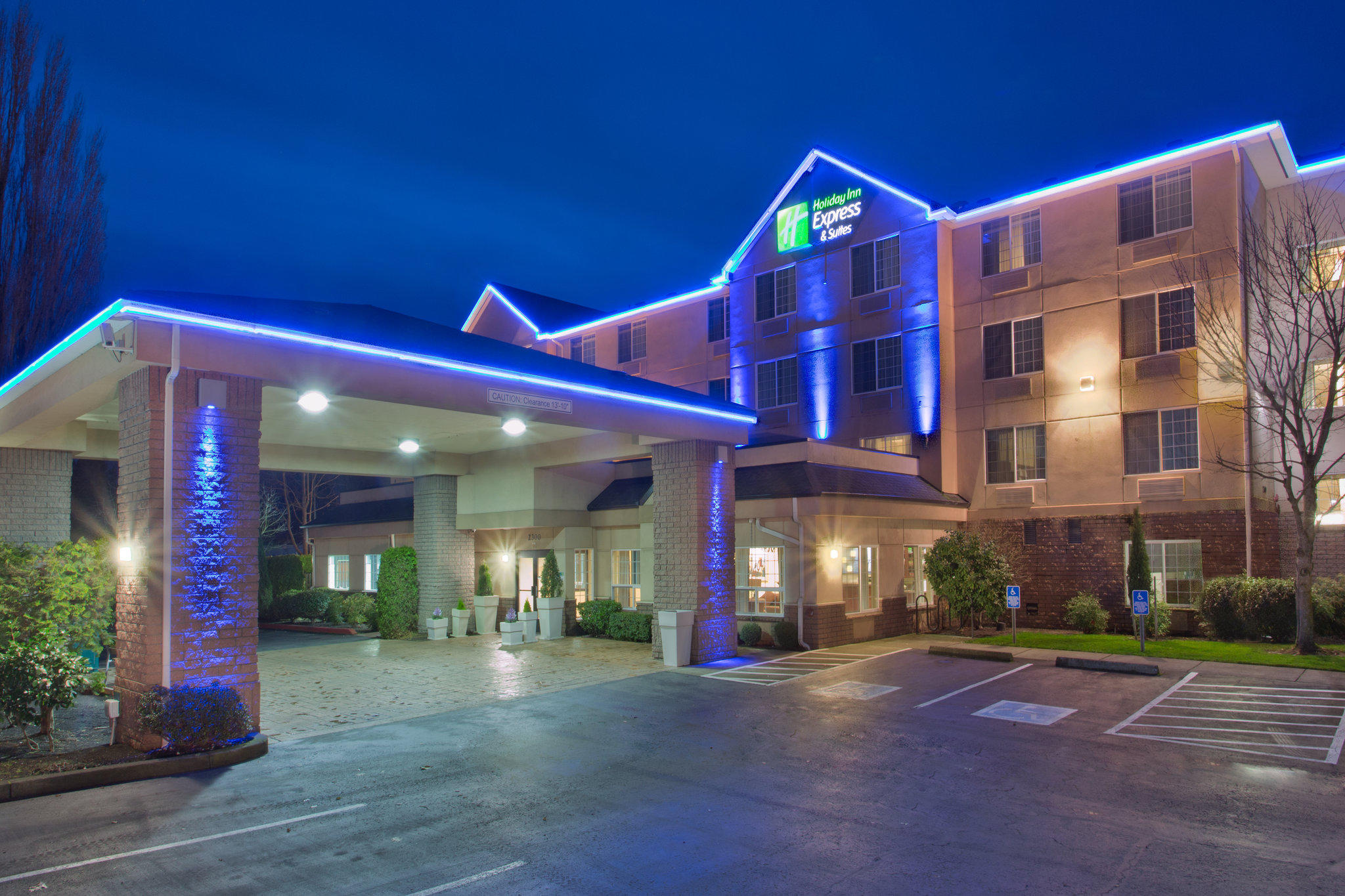 Holiday Inn Express & Suites Portland-Jantzen Beach Photo