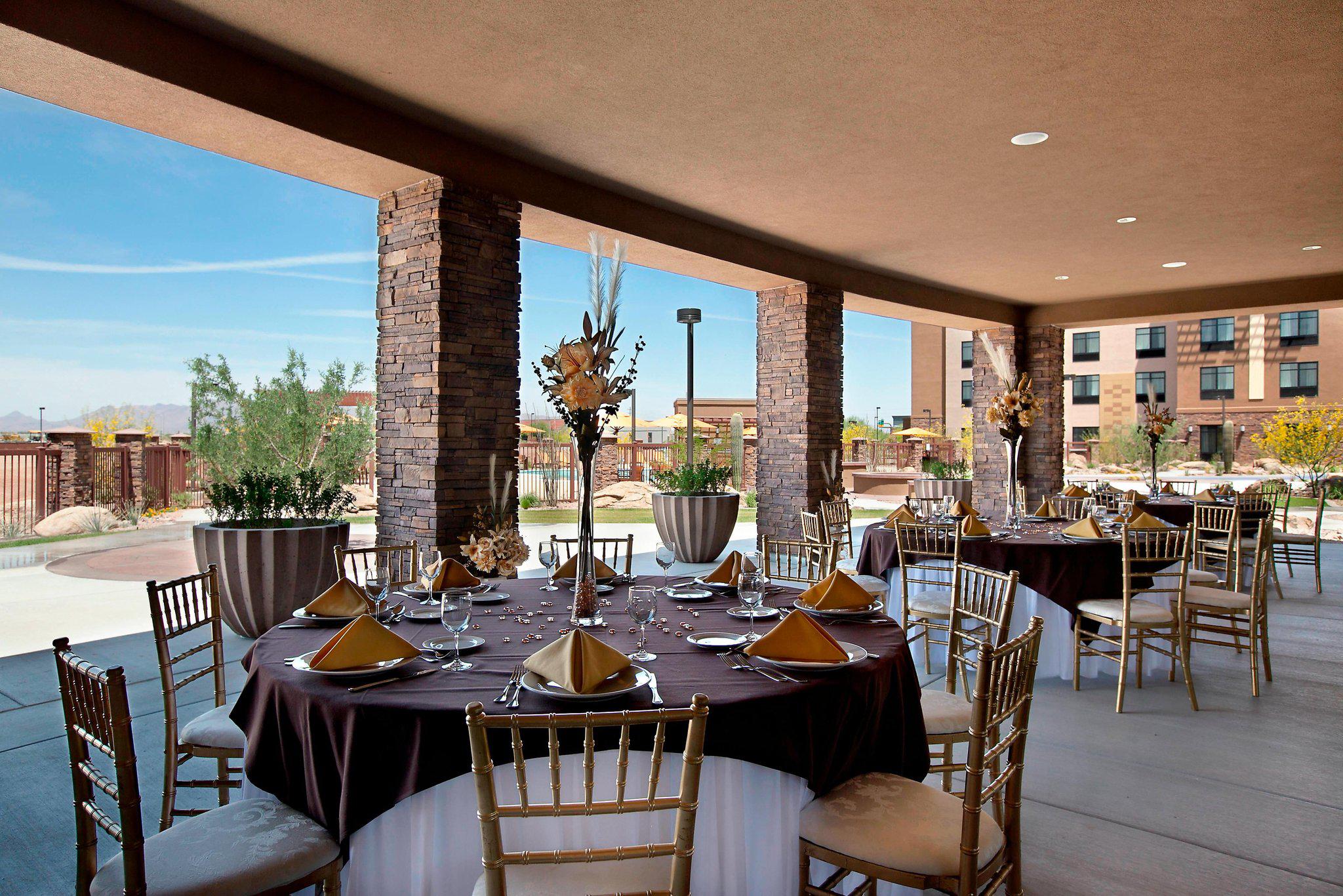 Courtyard by Marriott Scottsdale Salt River Photo