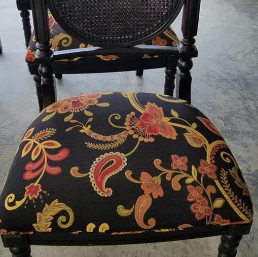 The Upholstery Shop Logo