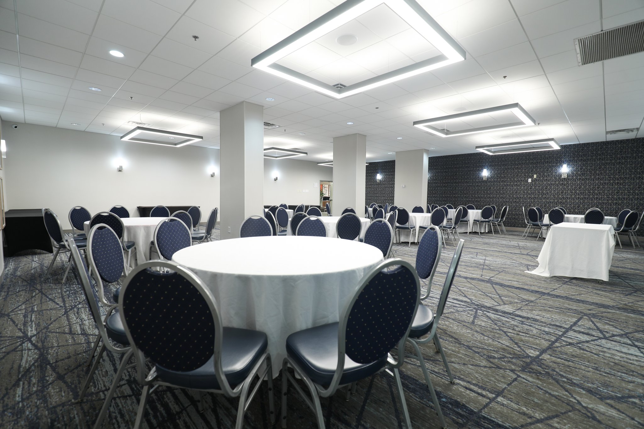 Holiday Inn Express Washington DC SW - Springfield by IHG Image