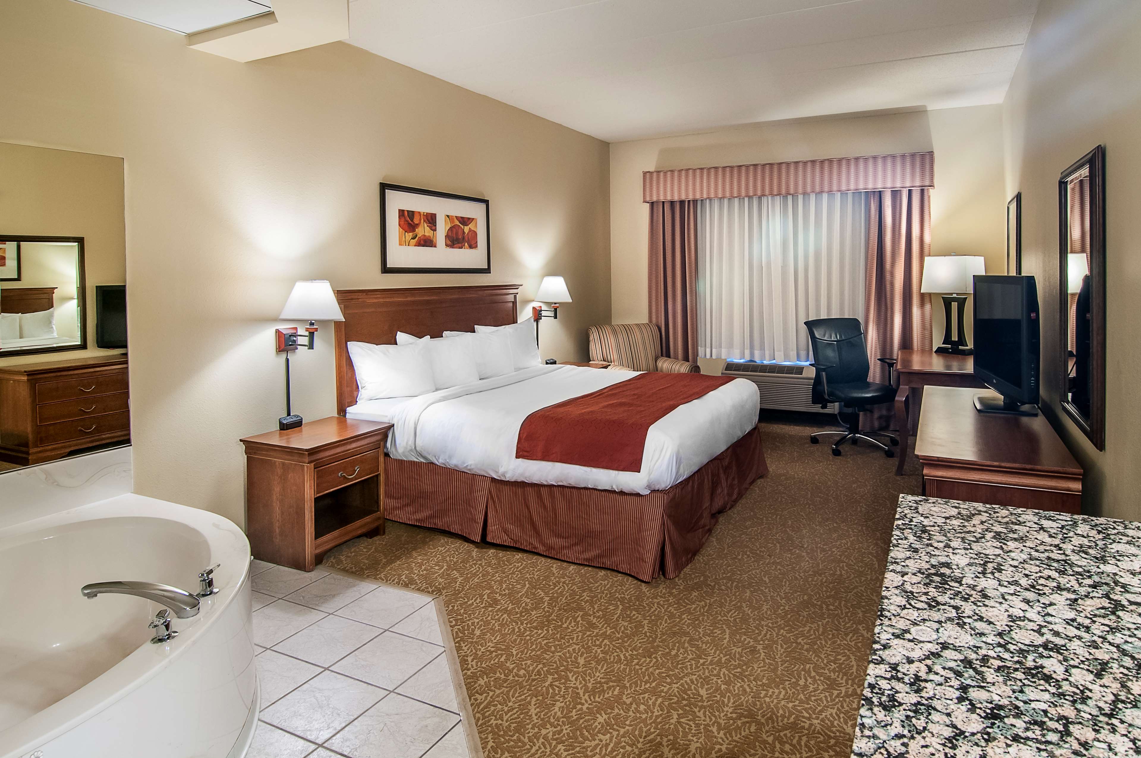 Country Inn & Suites by Radisson, Rapid City, SD Photo