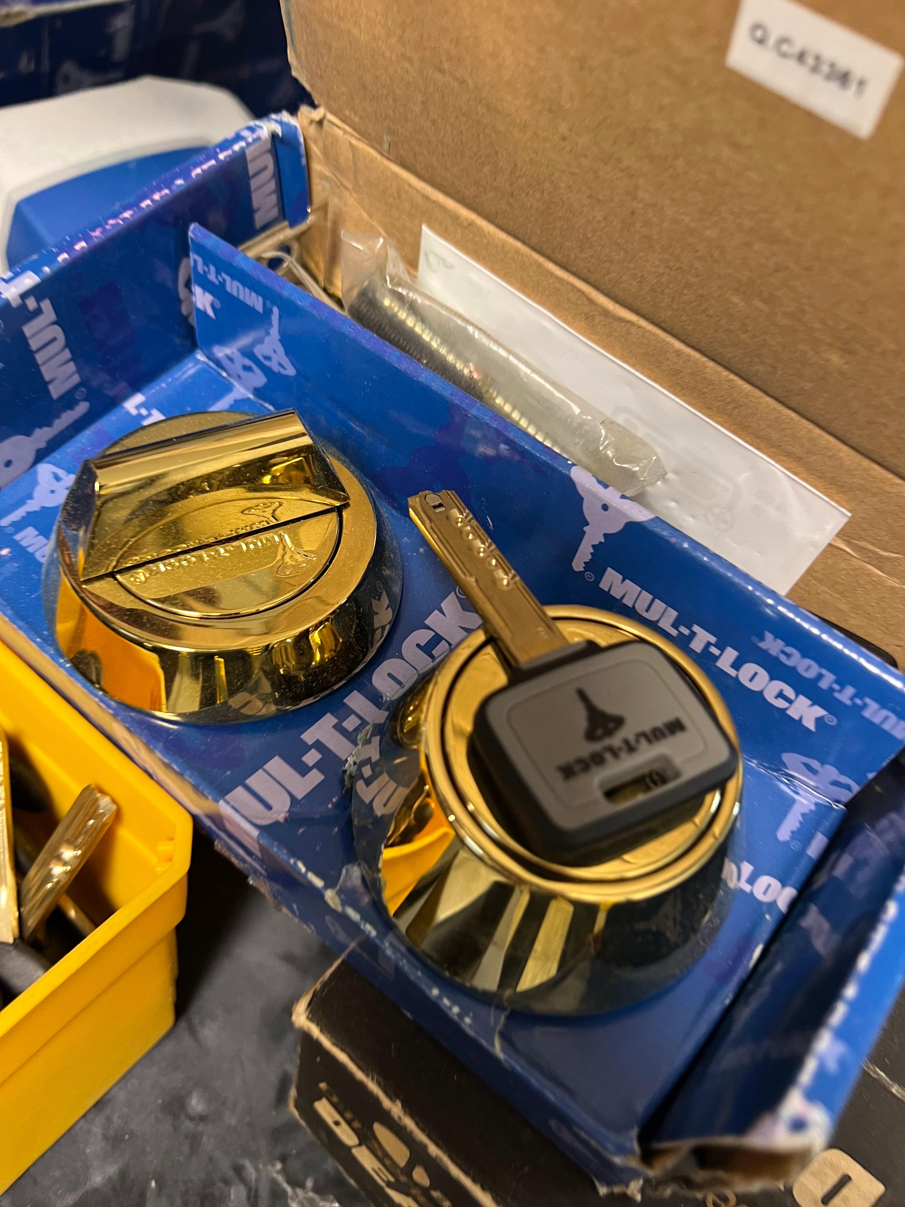 King Locksmith and Doors, Inc. Image