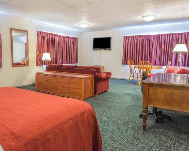 Images Quality Inn Royle