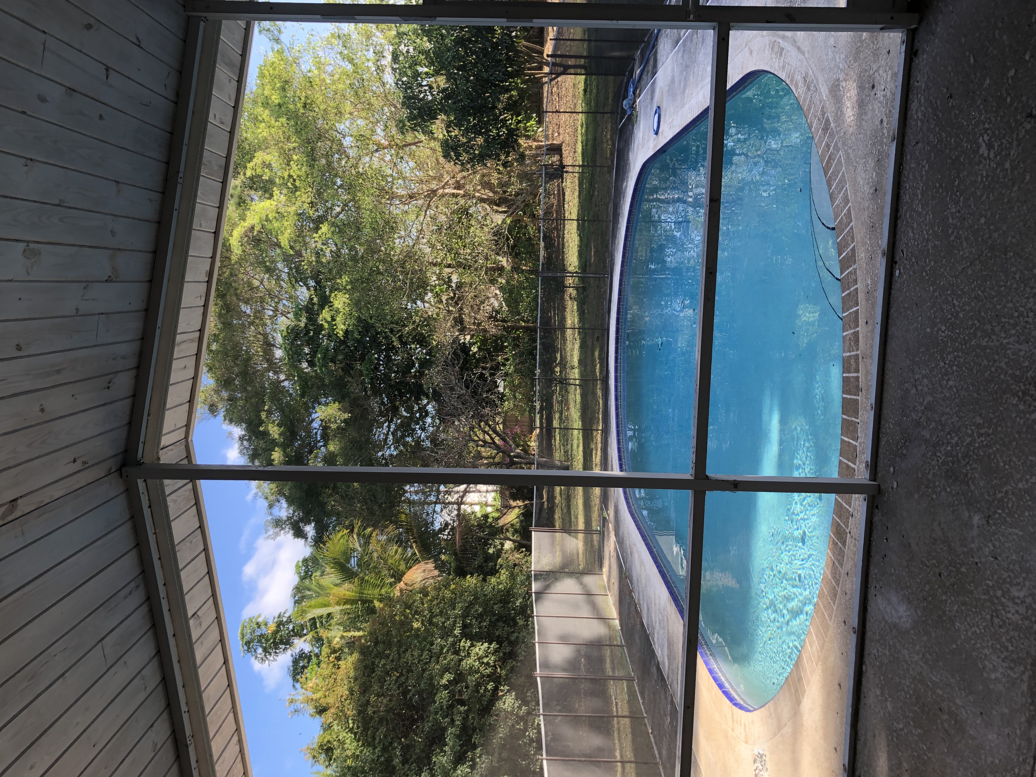 D & D Rescreen Image