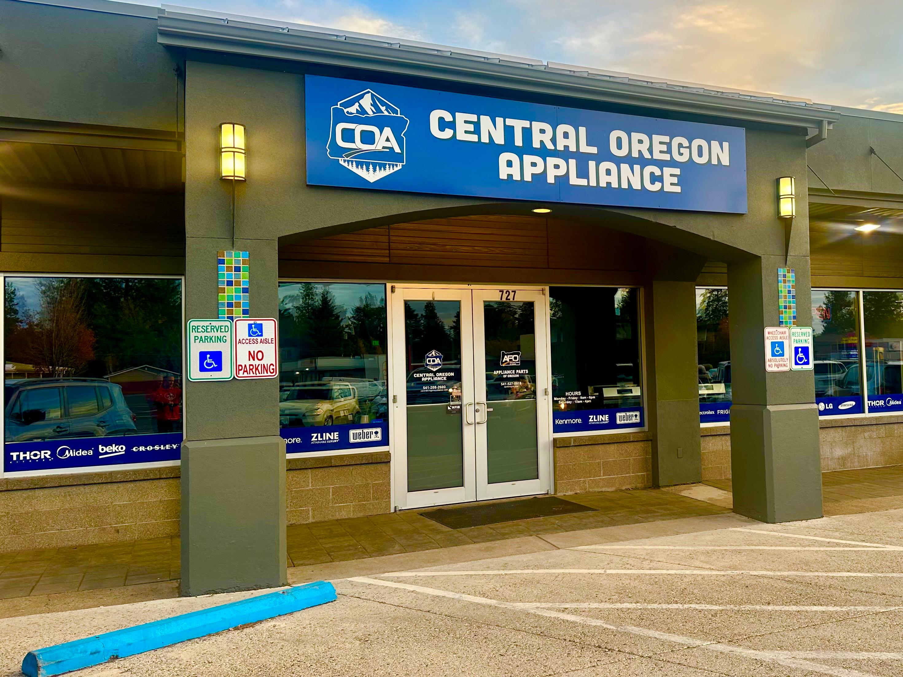 Bend Home Furniture & Decor Image