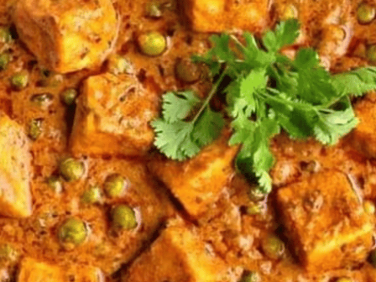 59. Mutter Paneer