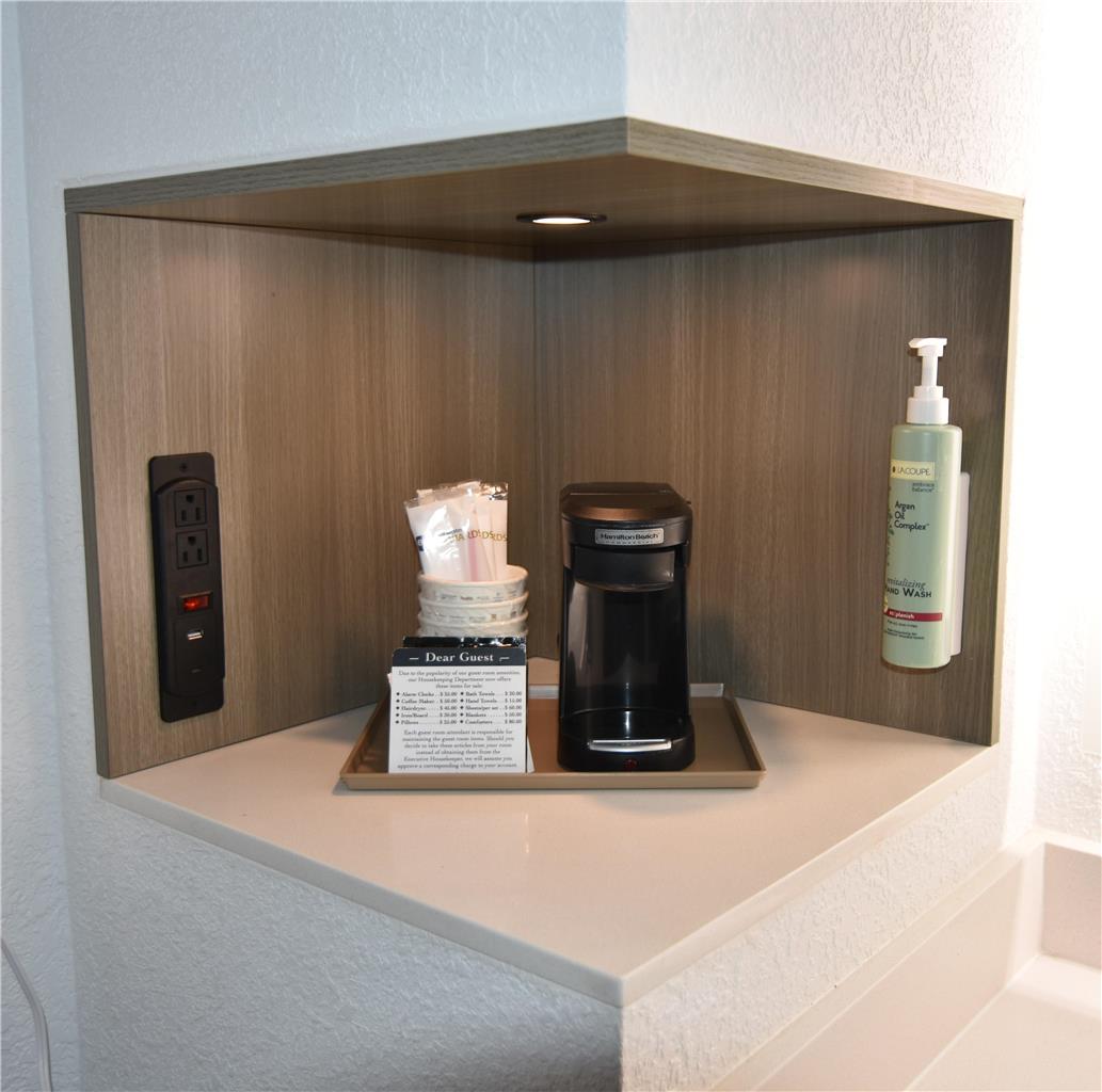 Best Western Point South Image