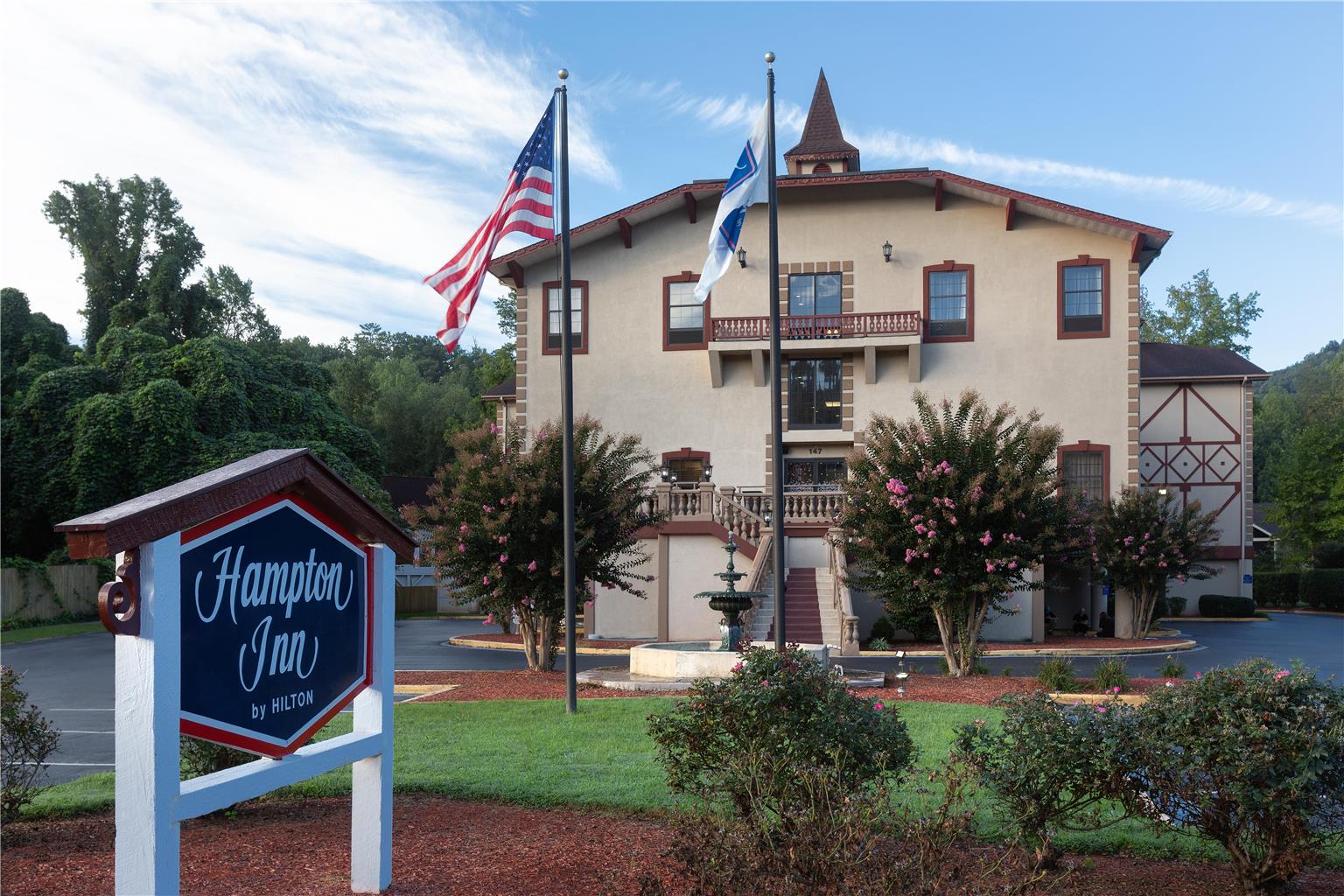 Hampton Inn Helen Image