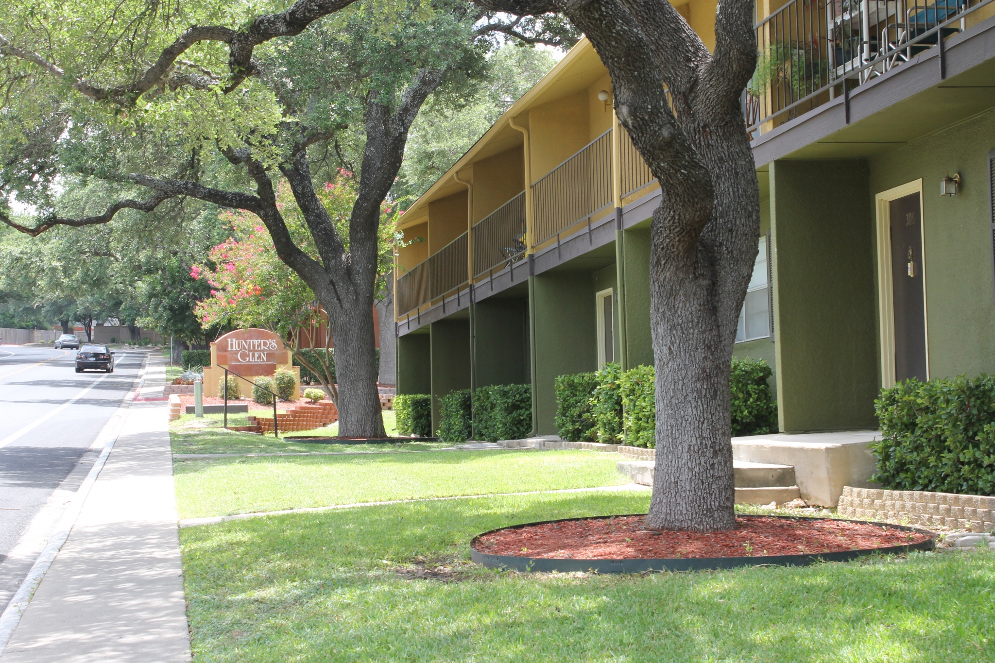 Hunter's Glen Apartments Photo