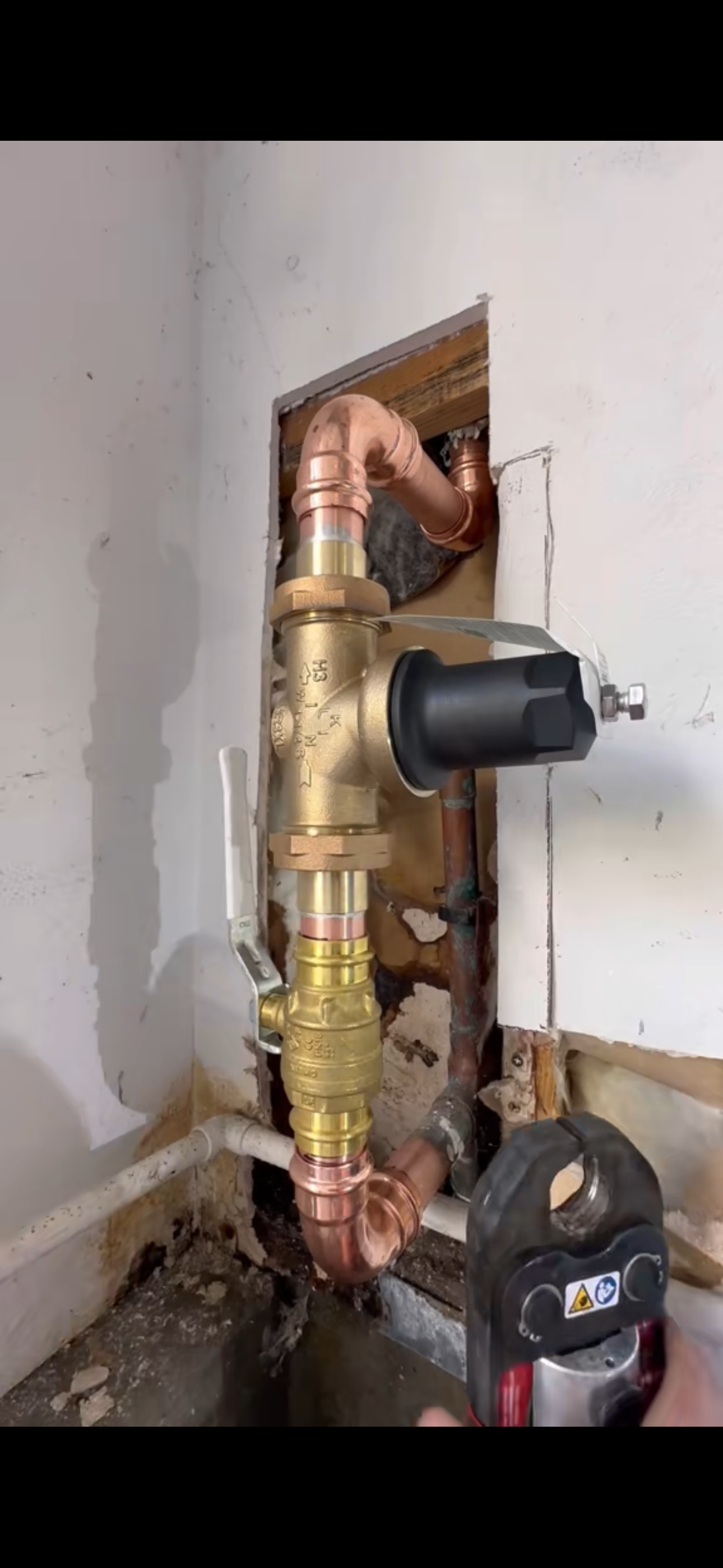 HDPLUMBERS Image