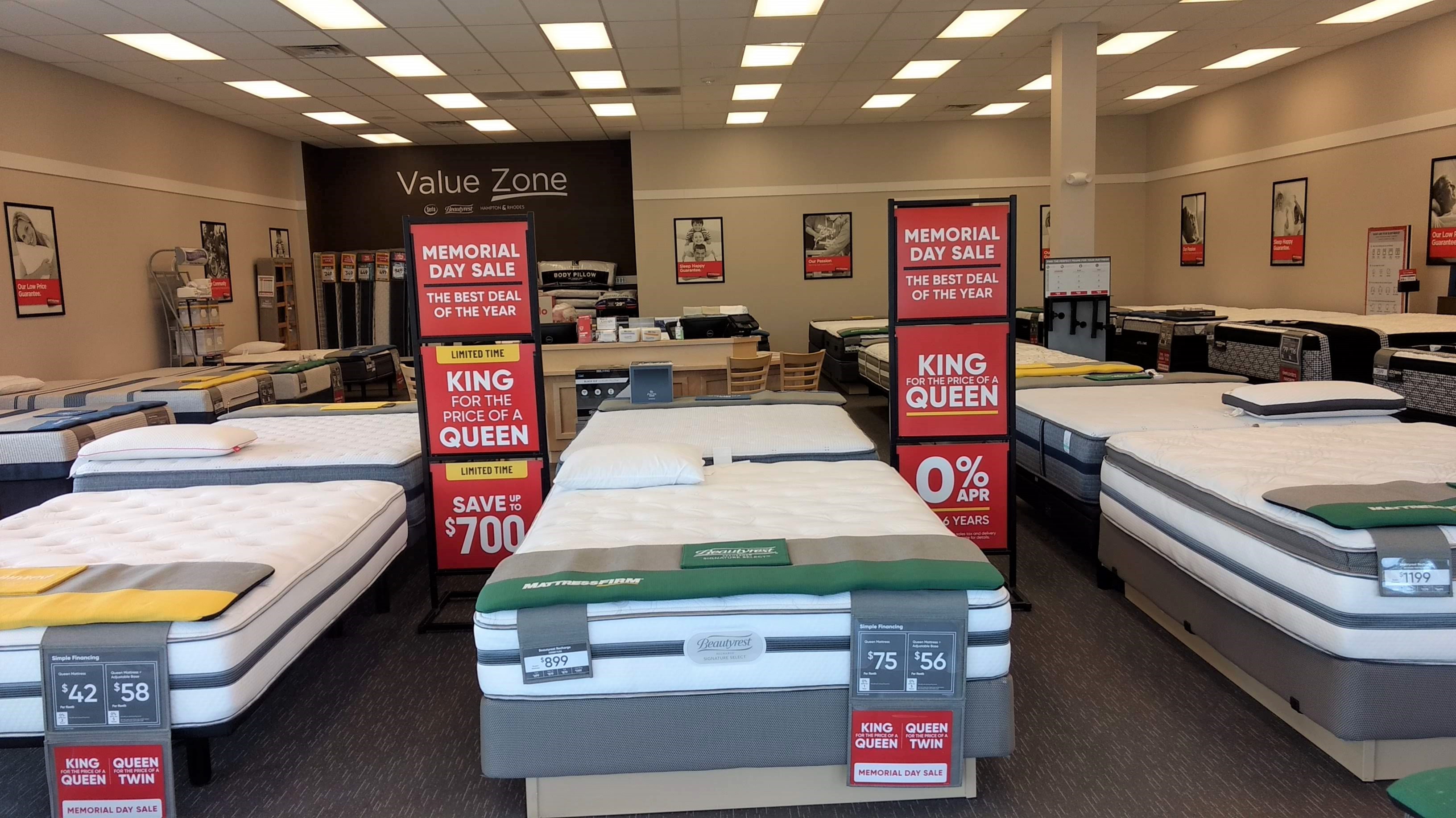 Mattress Firm Lockwood Commons Photo