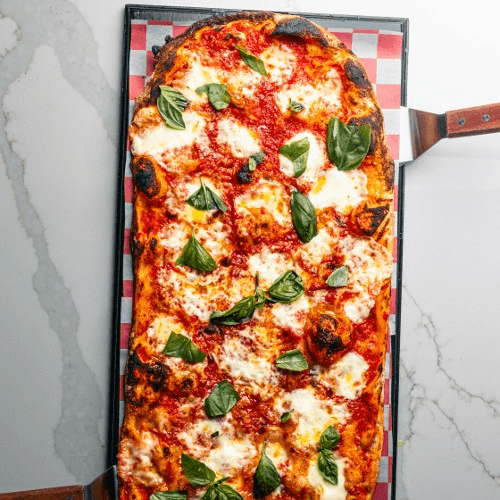 Margherita Pizza (2 Ft. Pala)