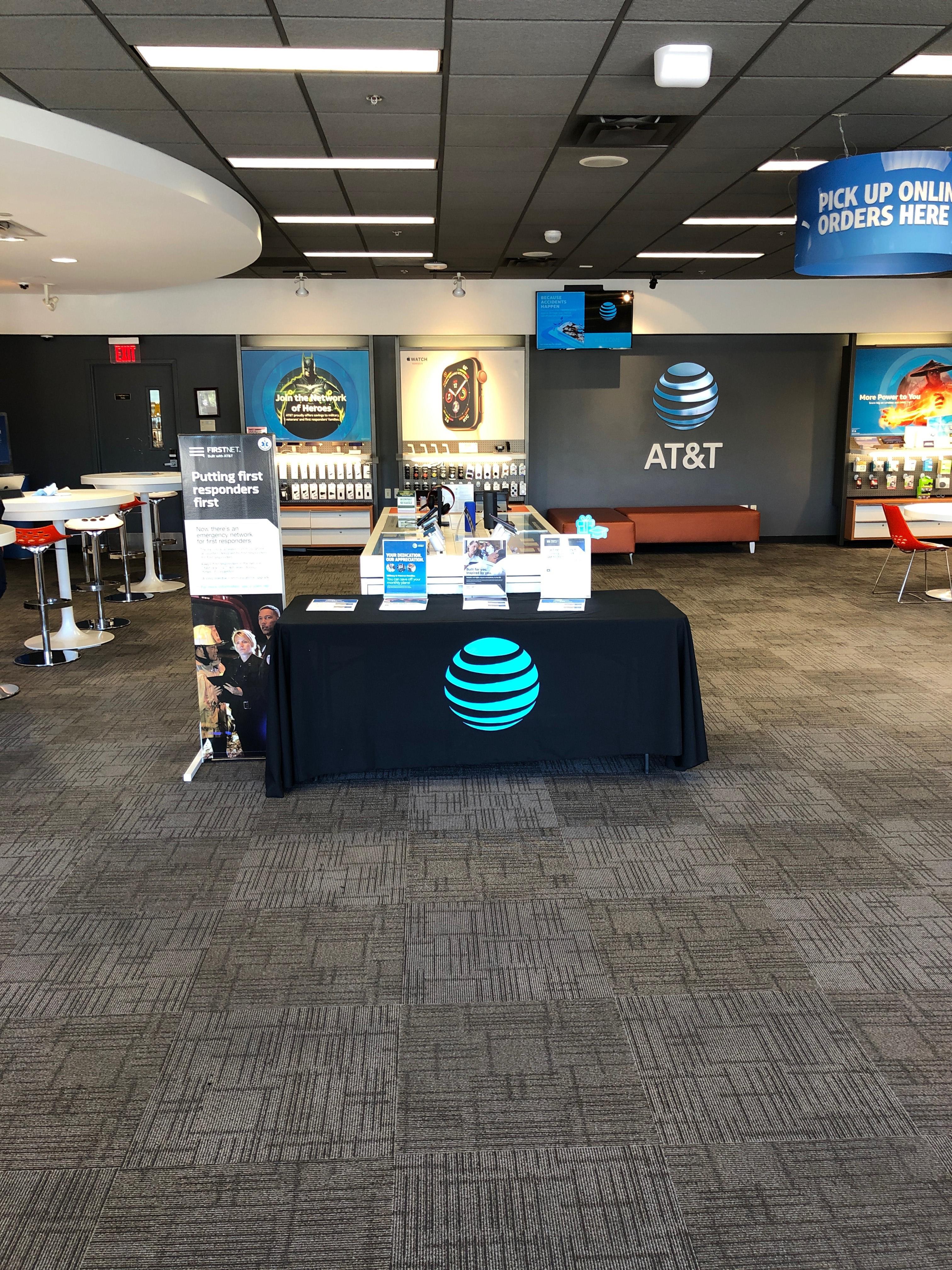 AT&T Store Photo