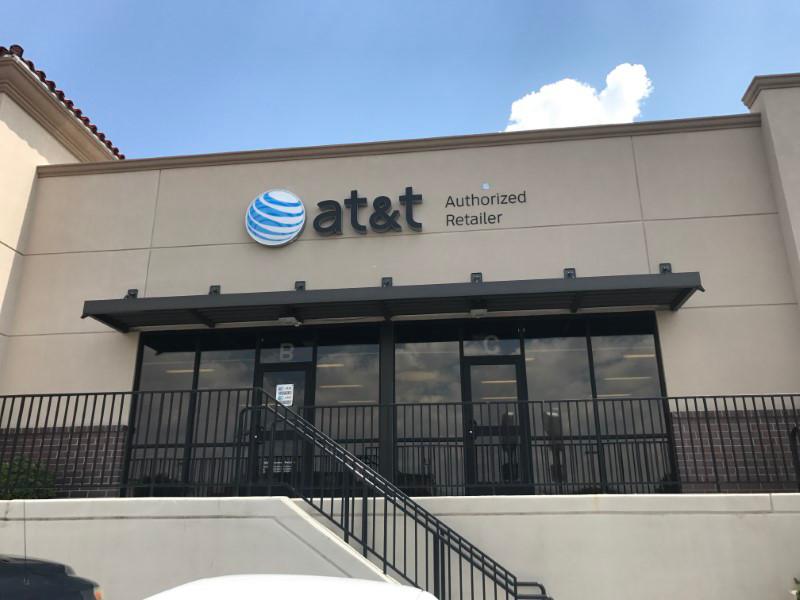 AT&T Store Photo